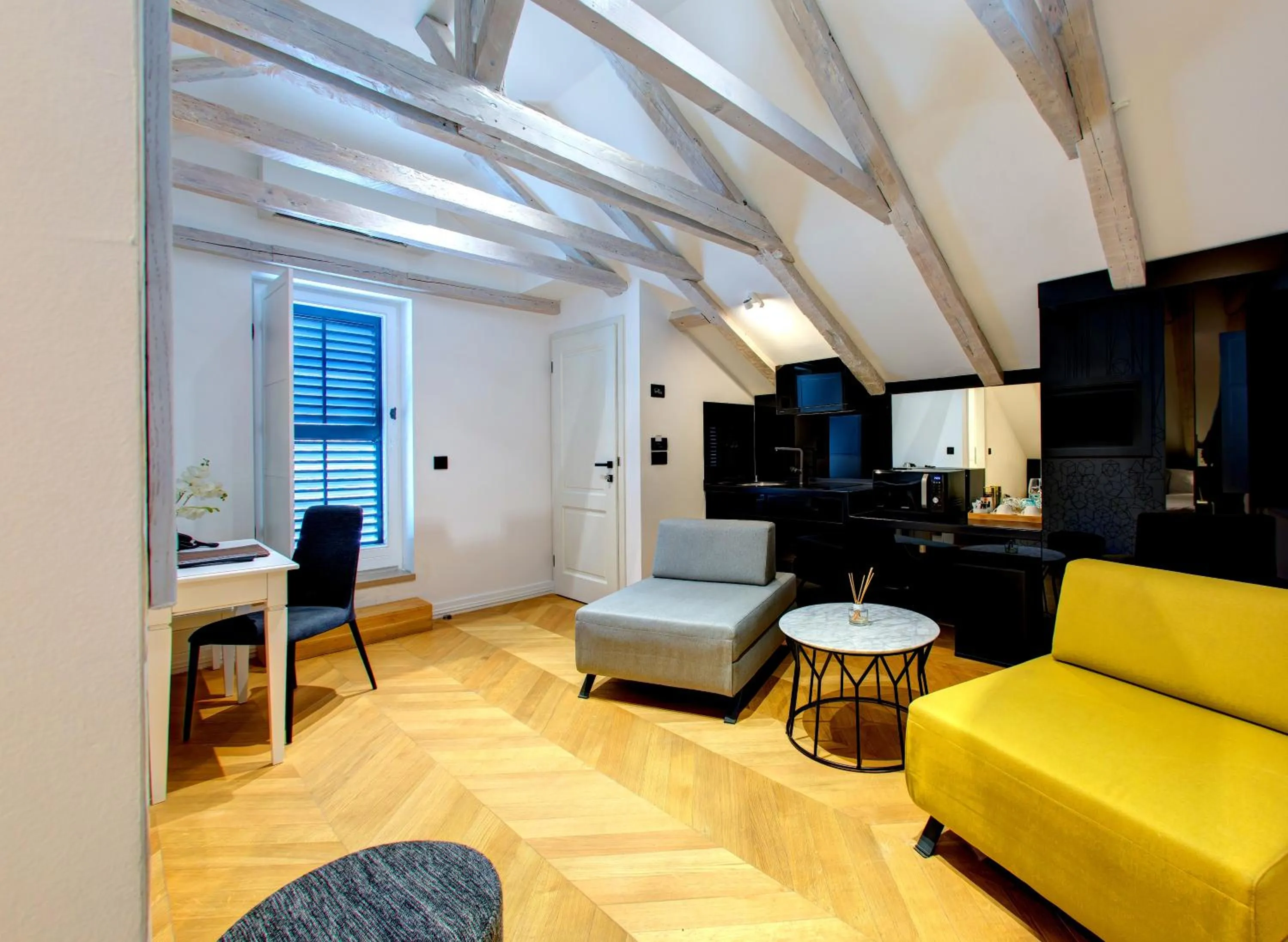 Seating area in Guest House Forty-Four