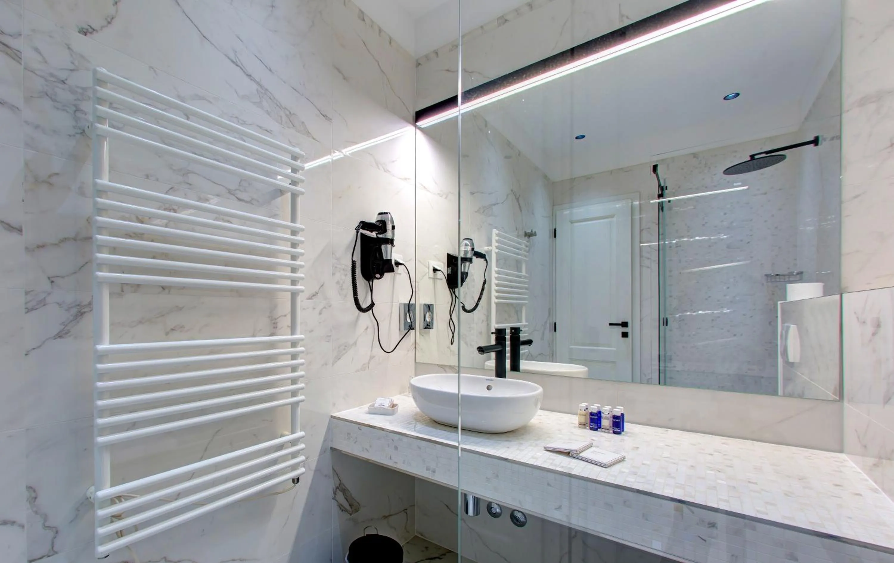 Bathroom in Guest House Forty-Four