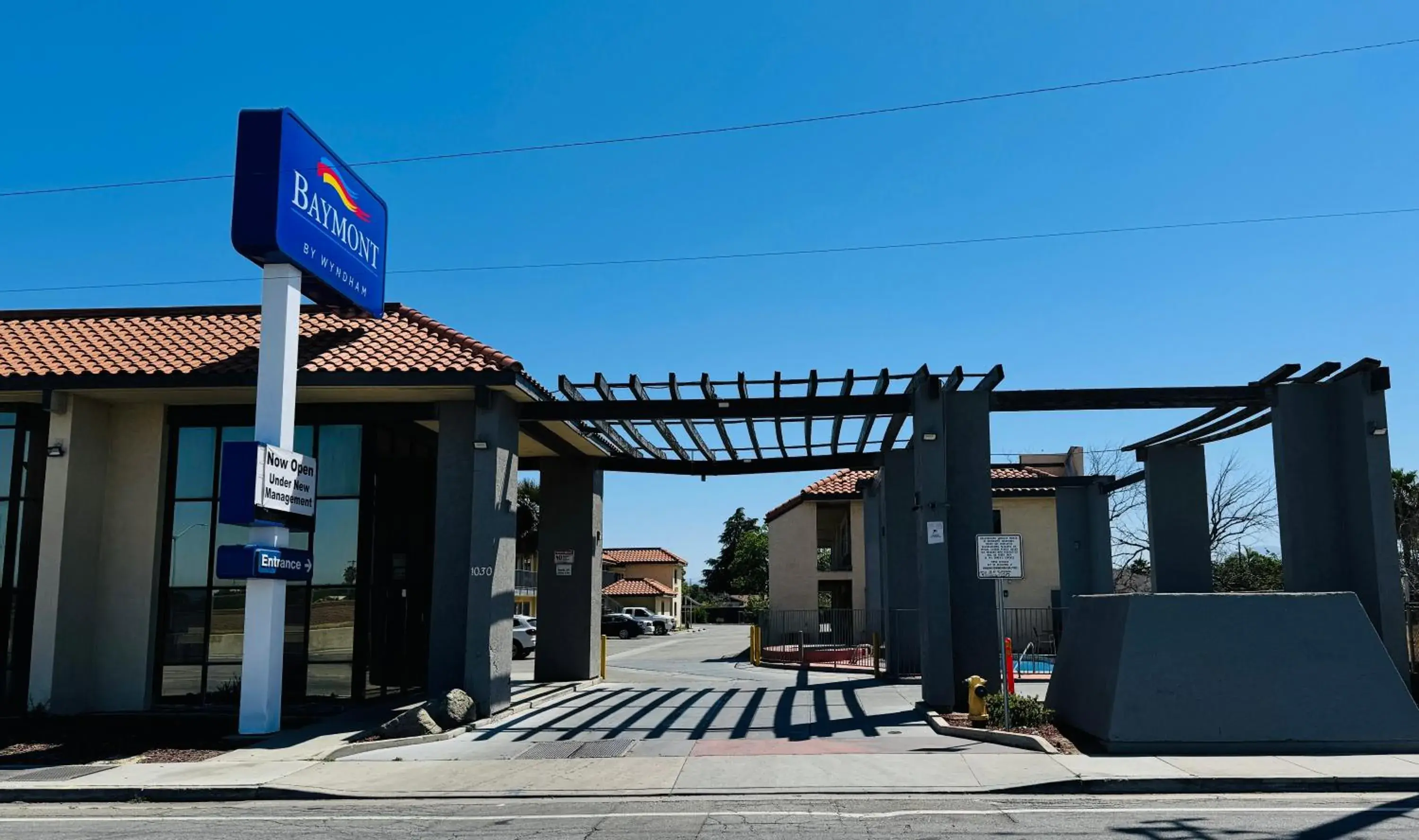 Property building in Baymont by Wyndham Bakersfield Property building in Baymont by Wyndham Bakersfield