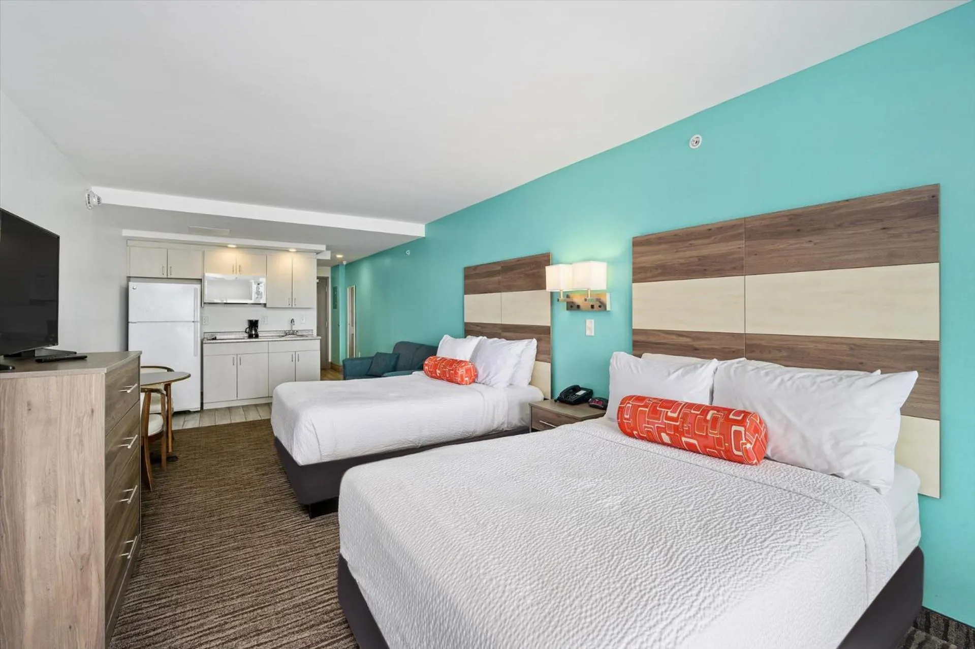 Bedroom, Bed in Monte Carlo Boardwalk / Oceanfront Ocean City