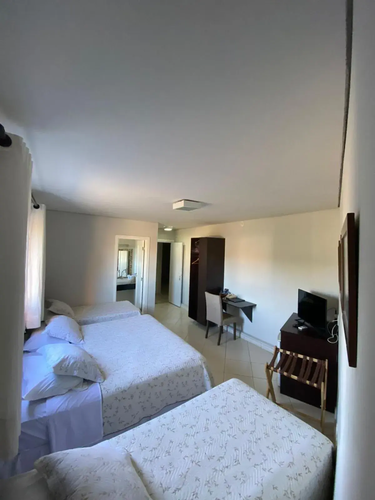 Superior Triple Room - single occupancy in Hotel Recanto dos Ipes Superior Triple Room - single occupancy in Hotel Recanto dos Ipes