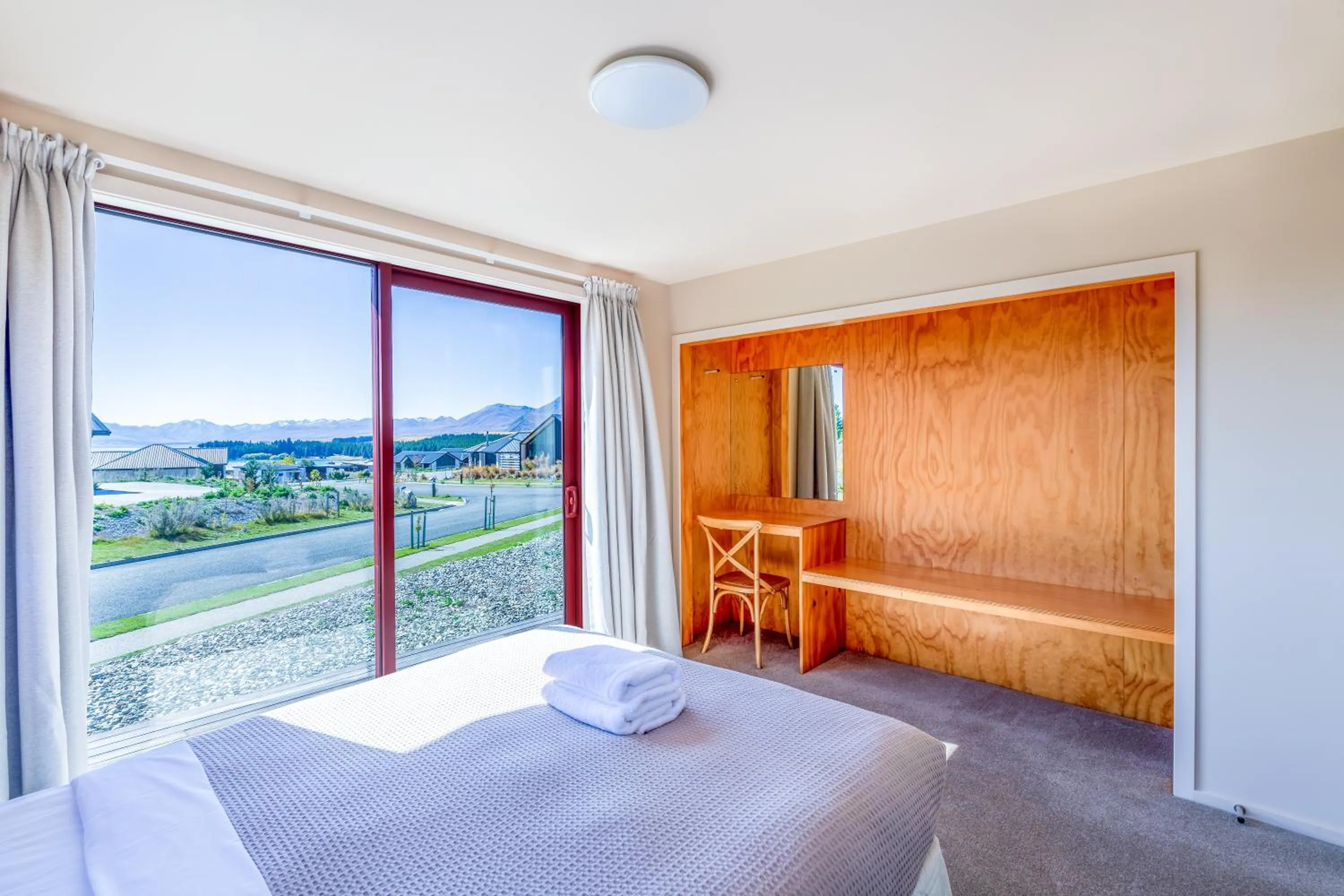 Bedroom, Bed in Castle Hall - Lake Tekapo