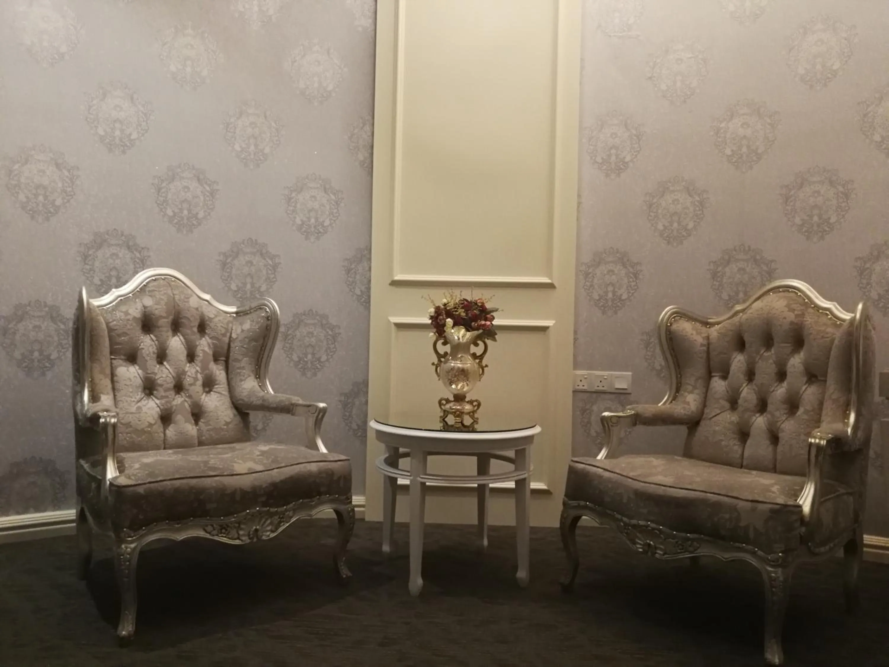 Seating area in Casa Bianca