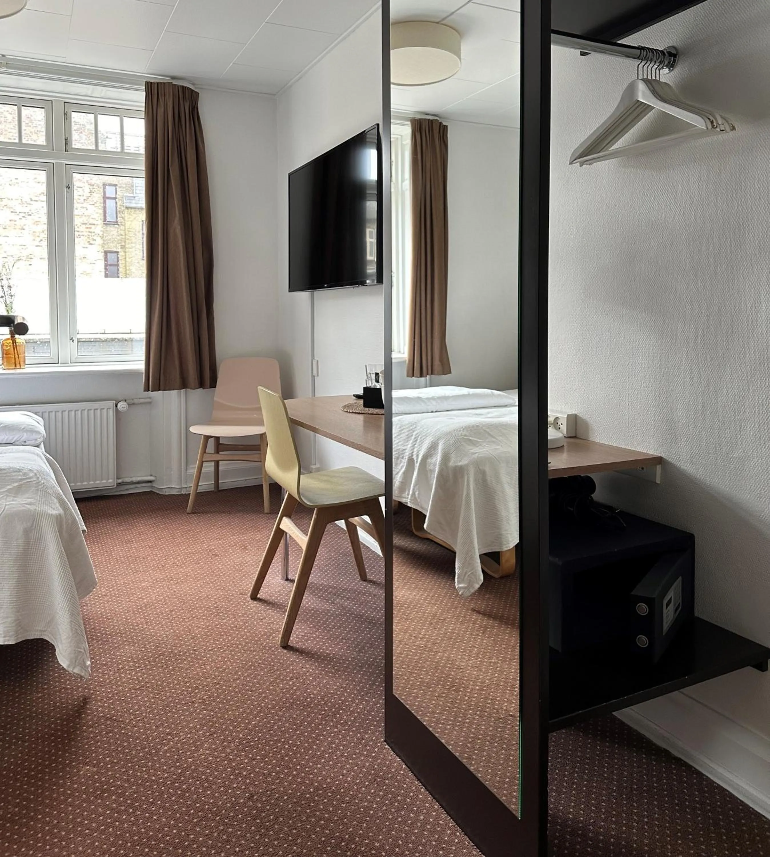 Bedroom, Bed in Savoy Hotel