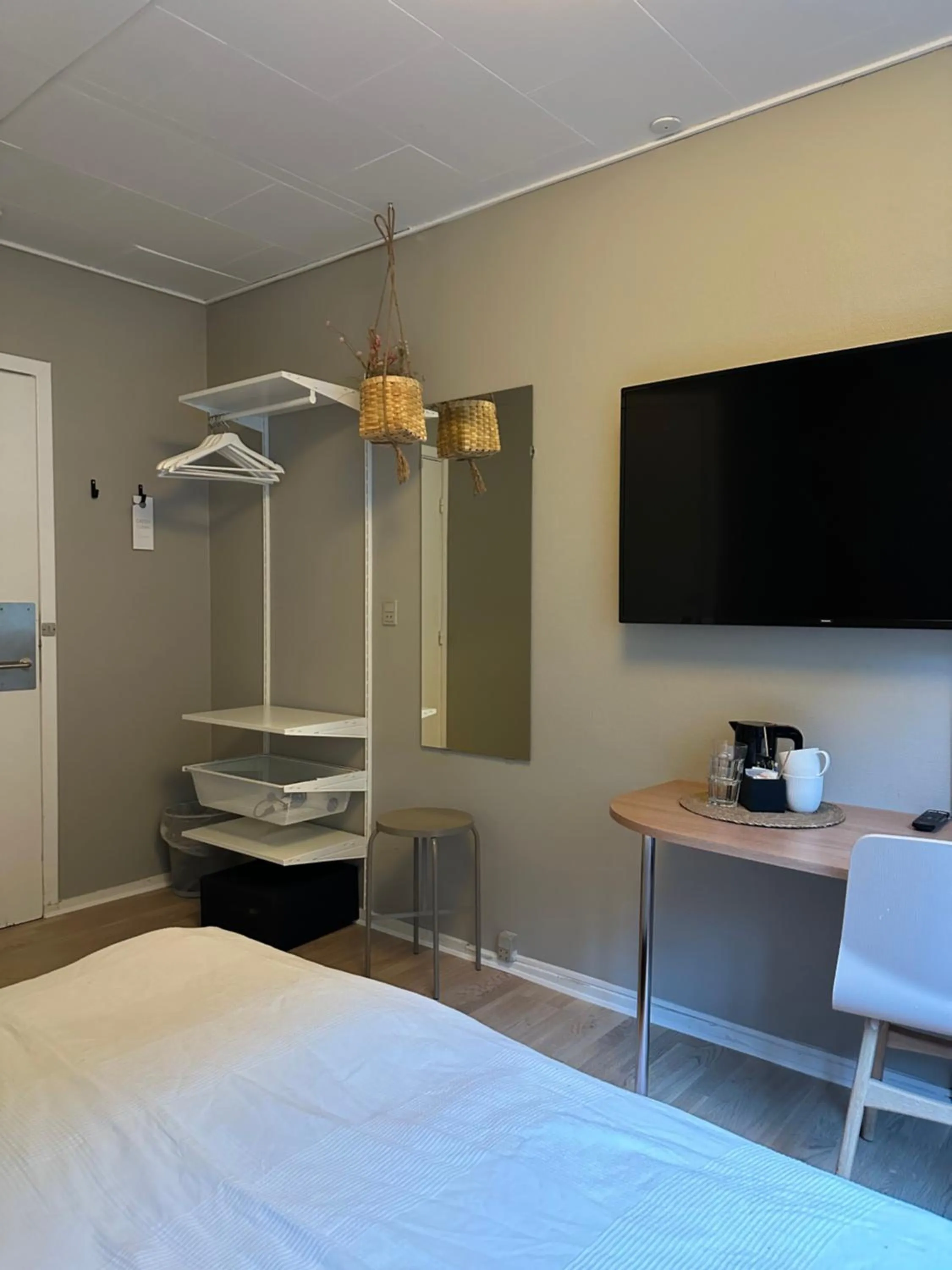 TV and multimedia, Bed in Savoy Hotel