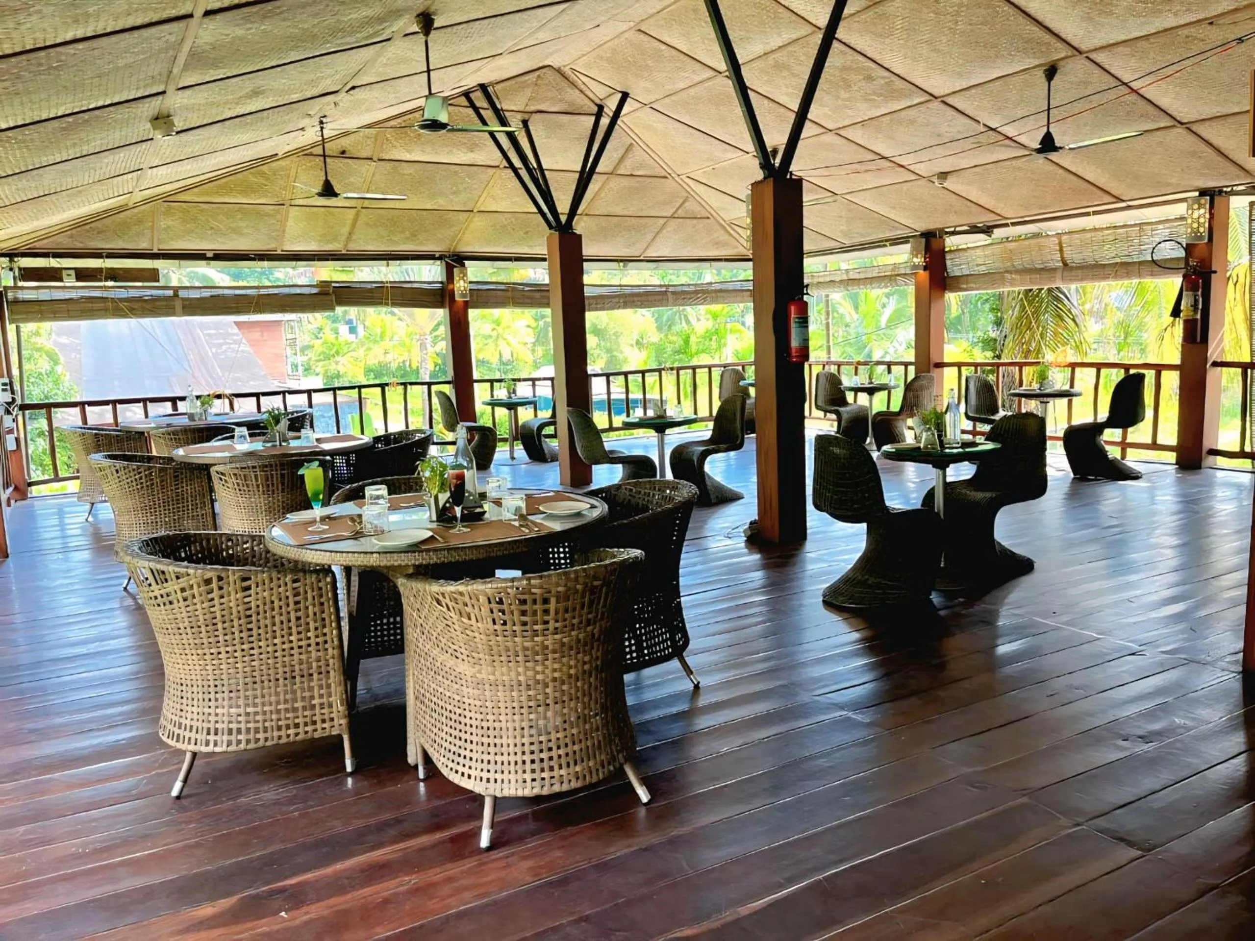 Lounge or bar in TSG Blue Resort & Spa