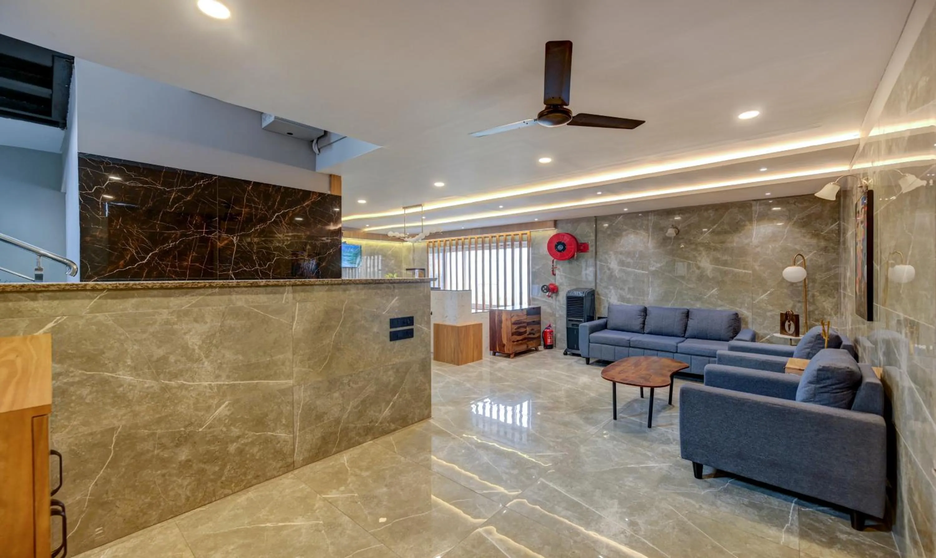 Lobby or reception in Treebo Aasma Downtown