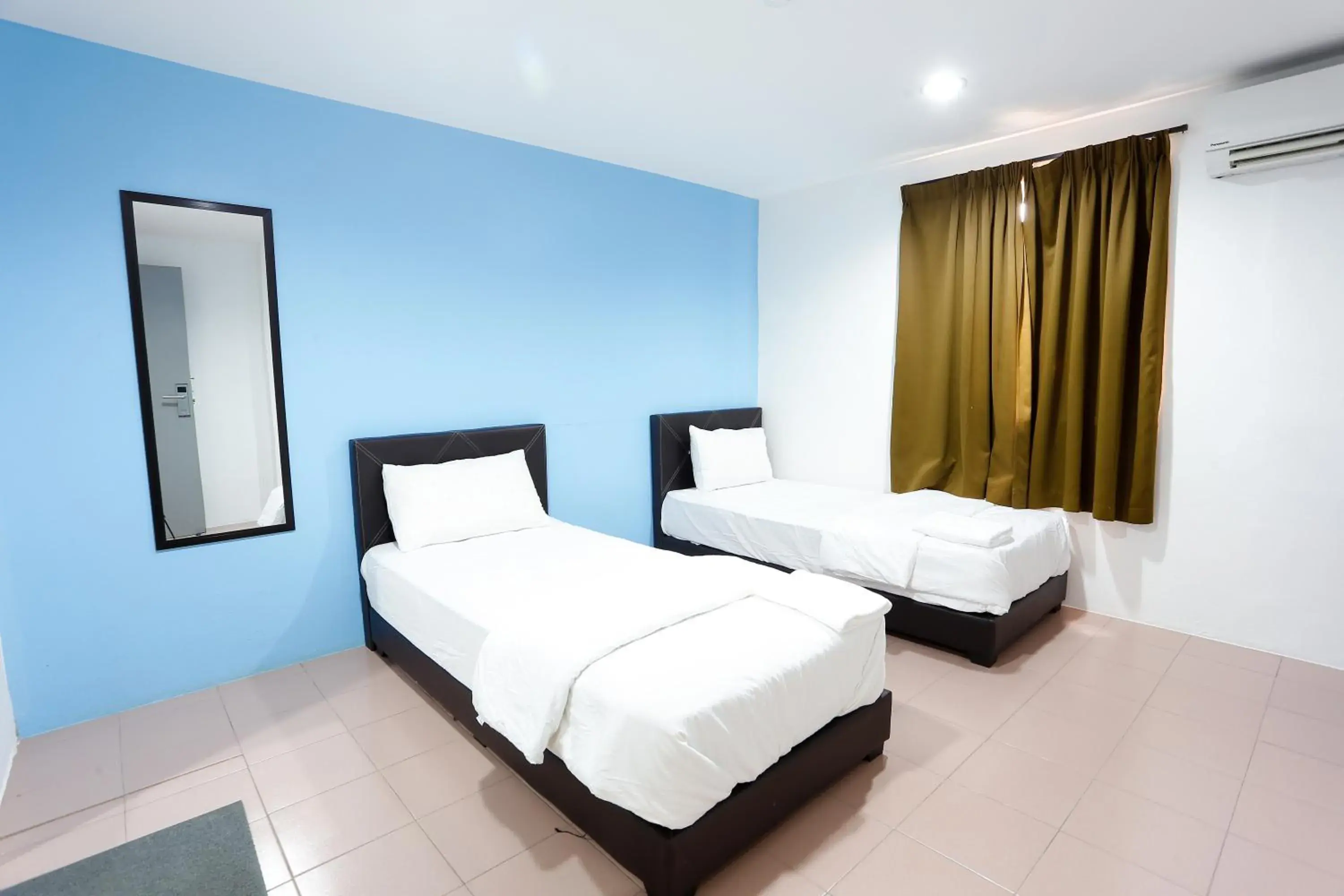 Bedroom, Bed in Lux Hotel Bedroom, Bed in Lux Hotel