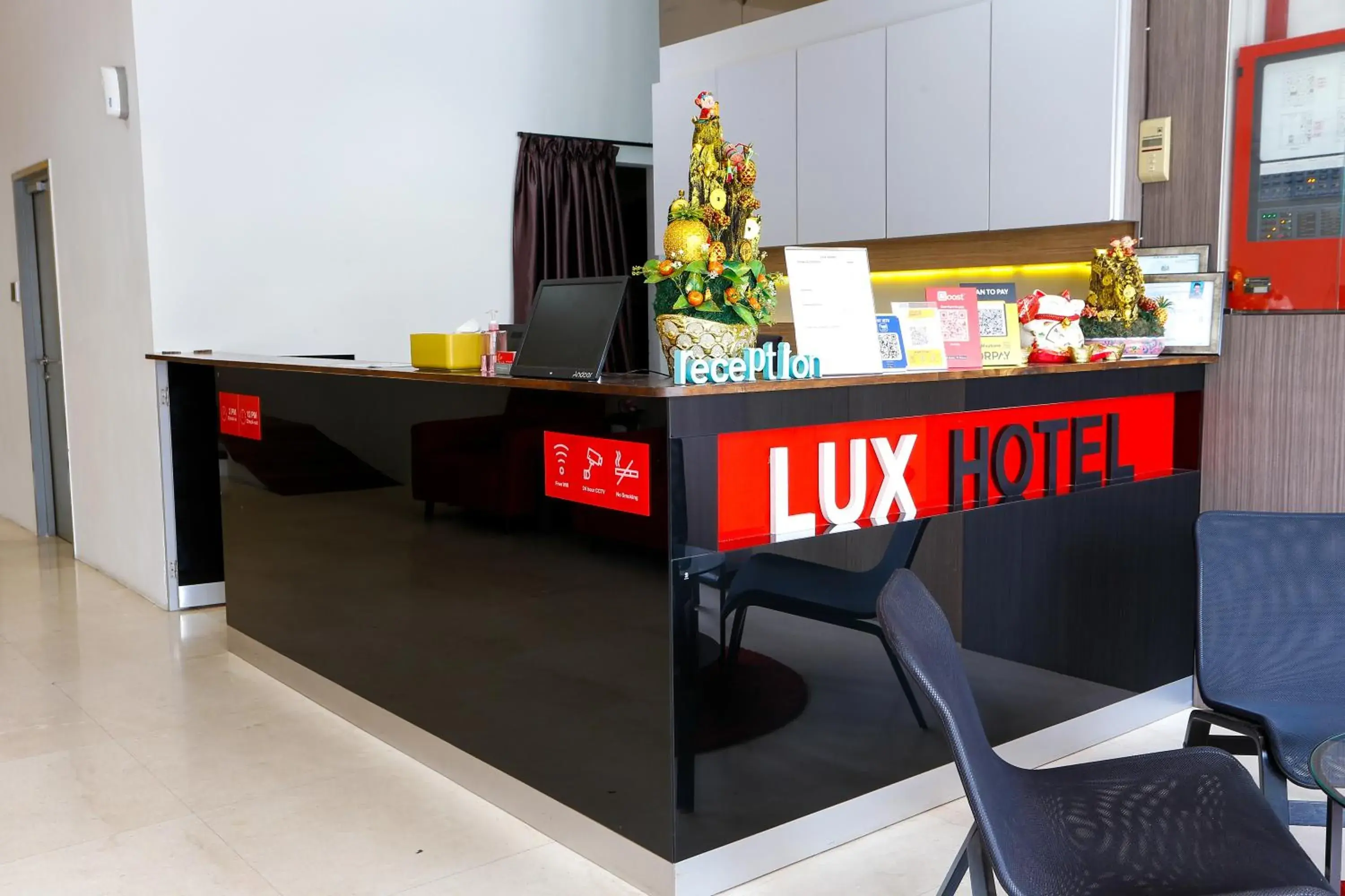 Lobby or reception in Lux Hotel Lobby or reception in Lux Hotel