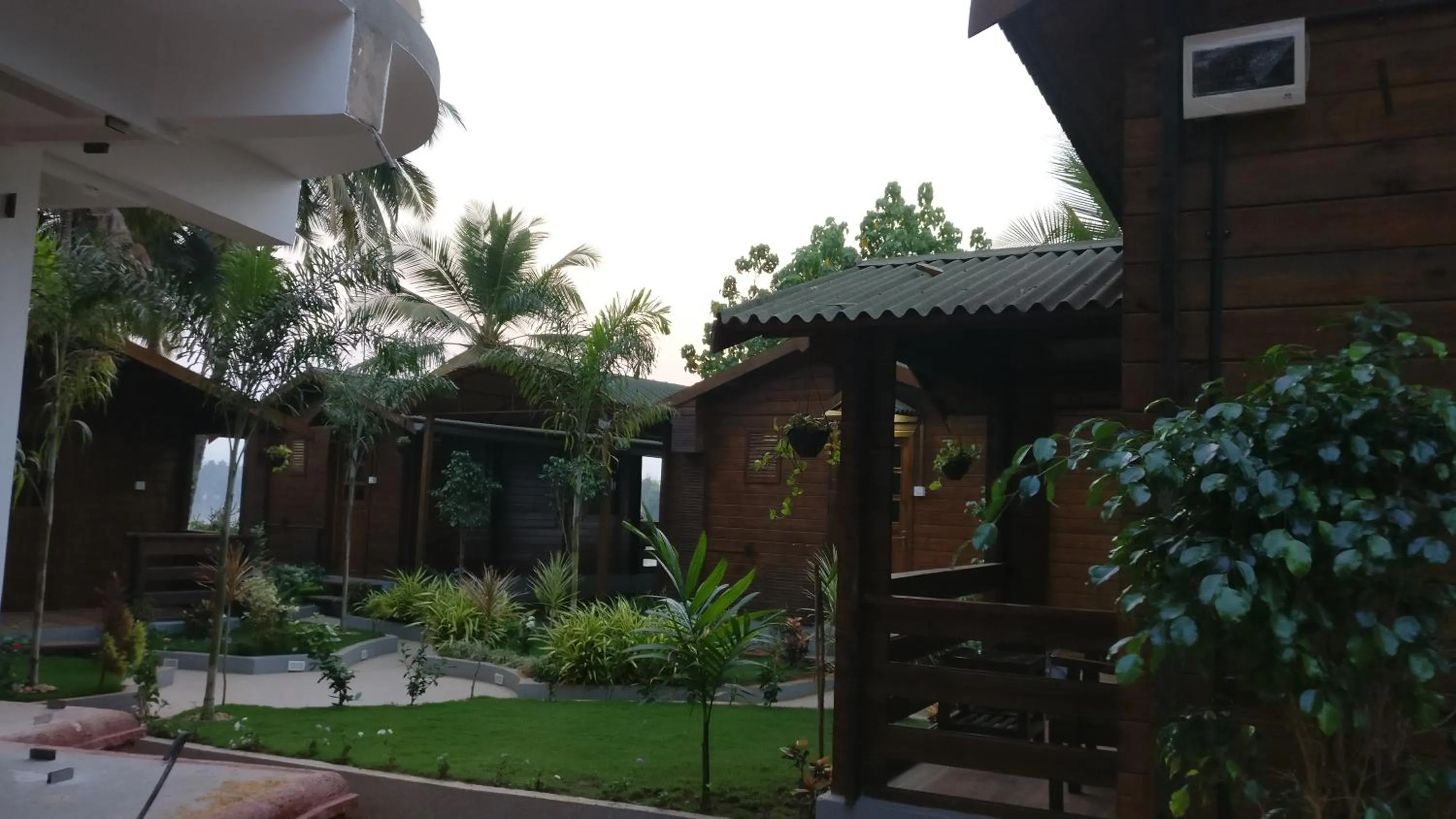 Property building in Sal Riviera