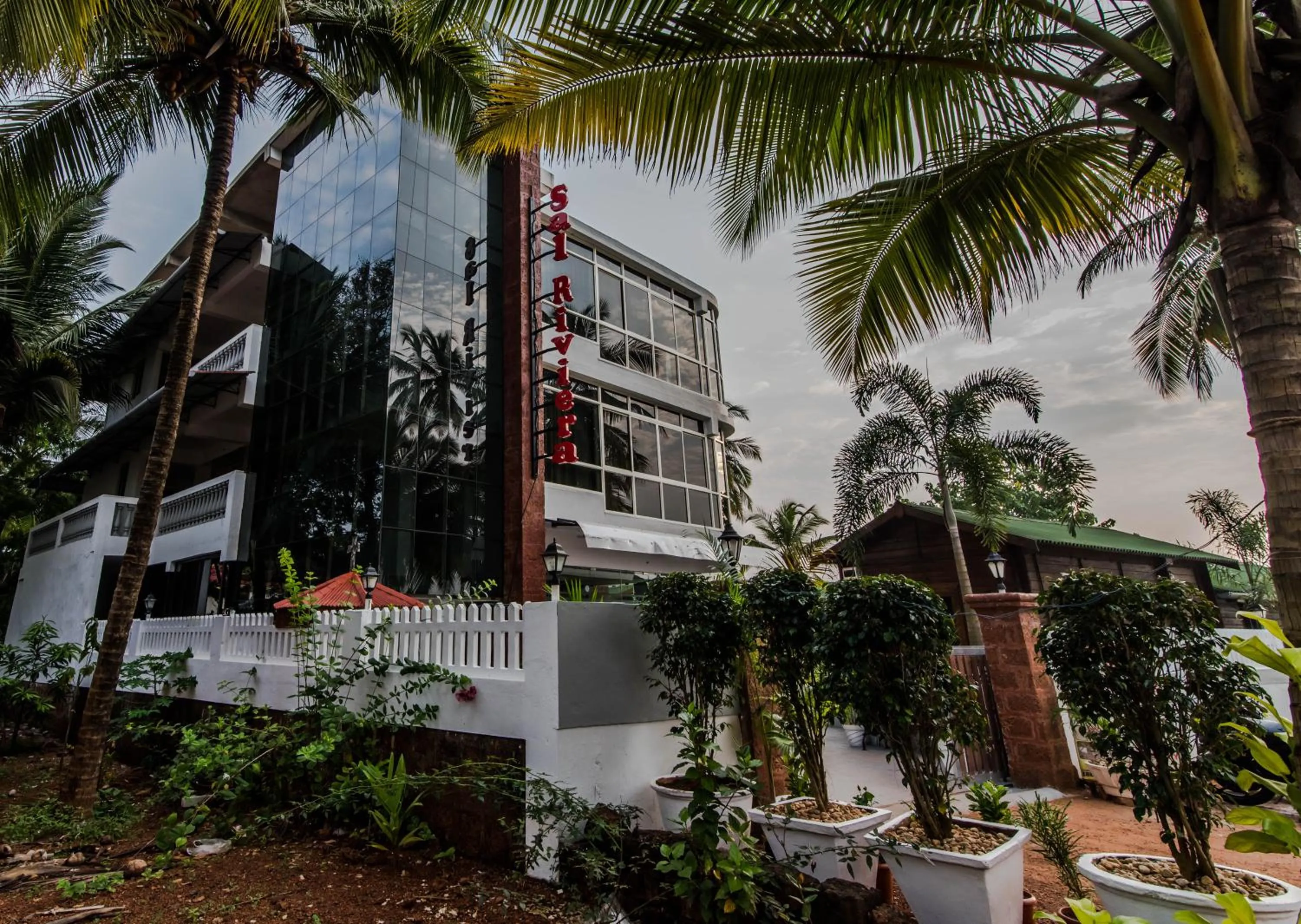 Property building in Sal Riviera