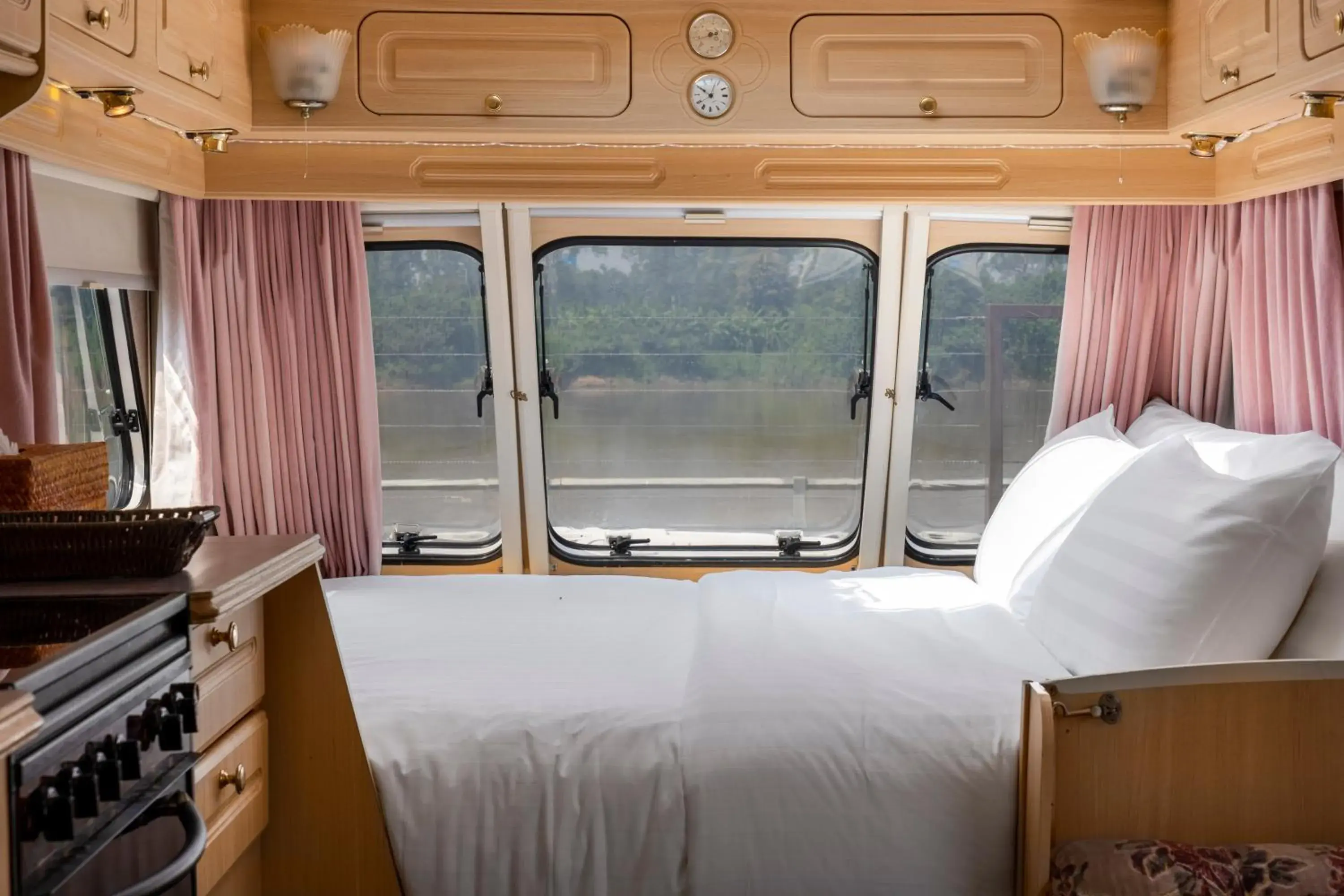 Bed in Bansaeo Garden and Resort Bed in Bansaeo Garden and Resort