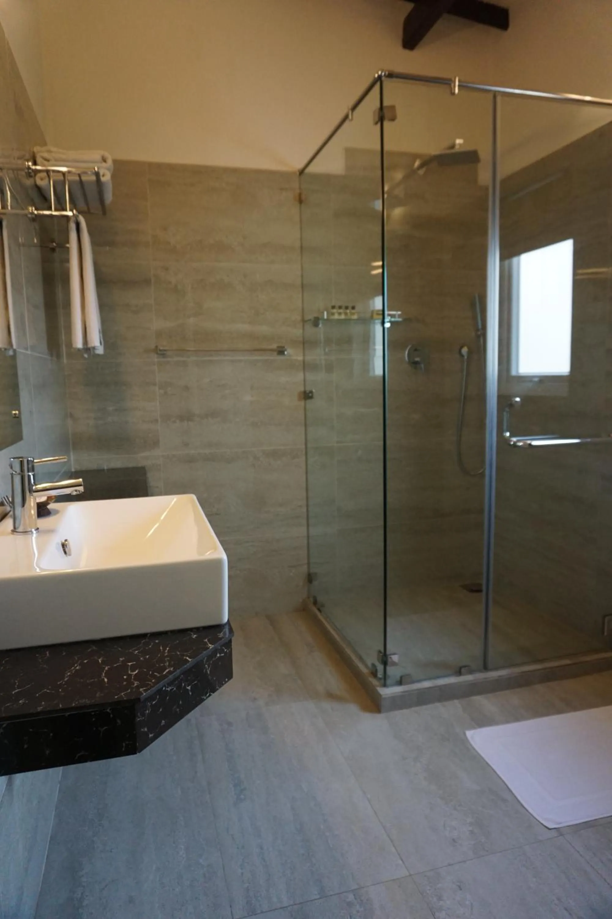 Bathroom in Twenty-Two Weligambay