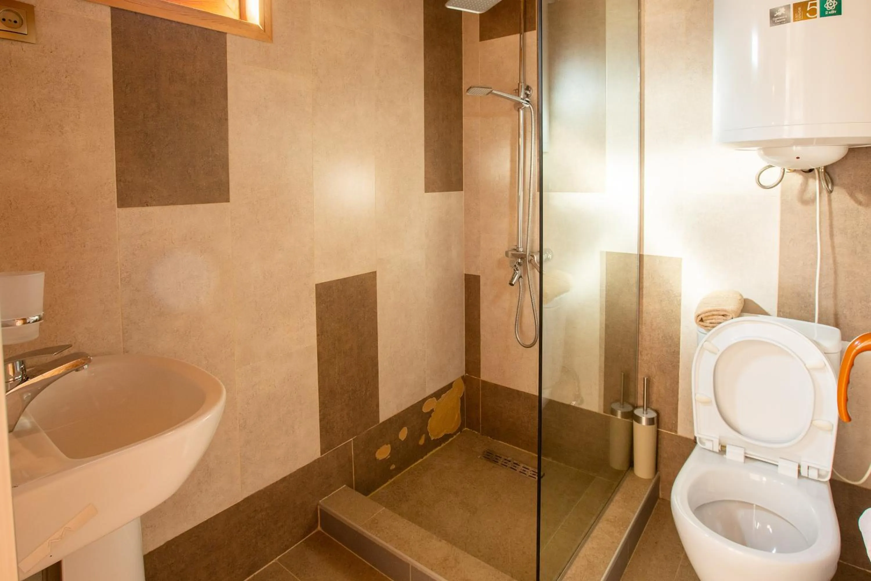 Bathroom in Hotel Level