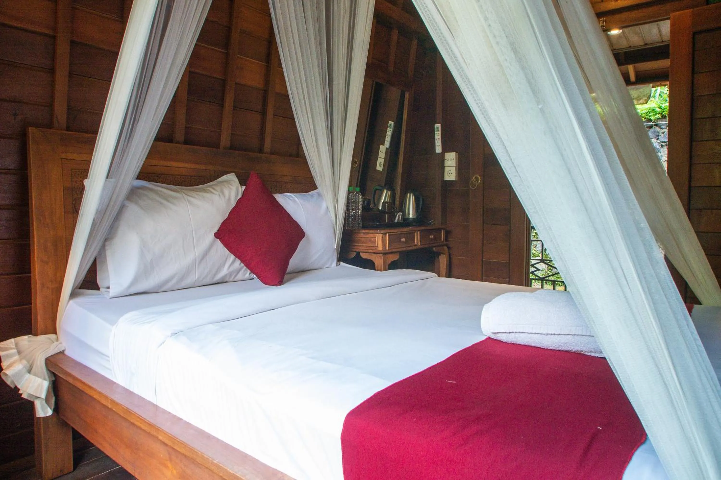 Bed in Bali Jungle Resort