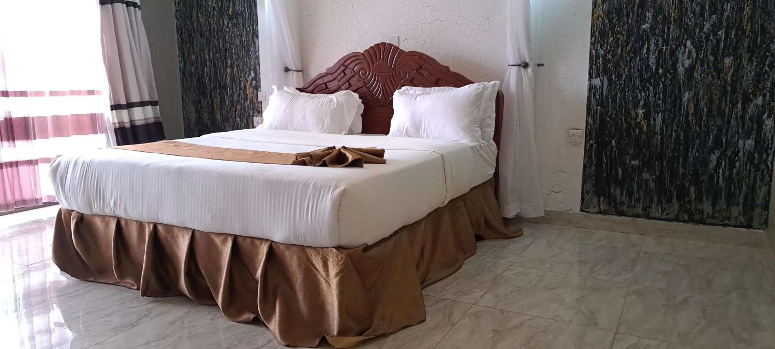 Bed in Epashikino Resort & Spa