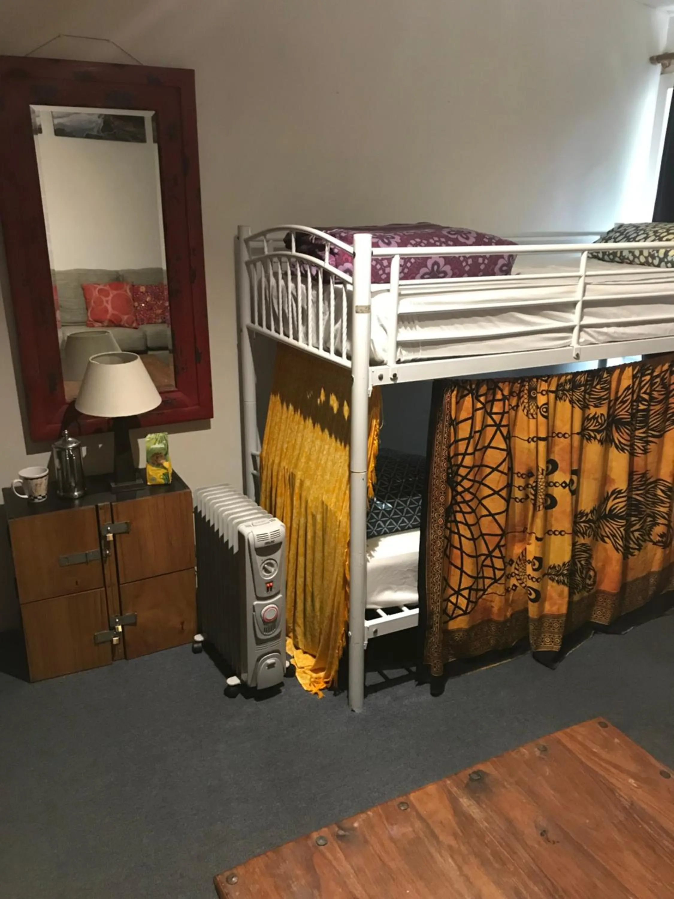 Breakfast, Bed in Flying Fox Backpackers