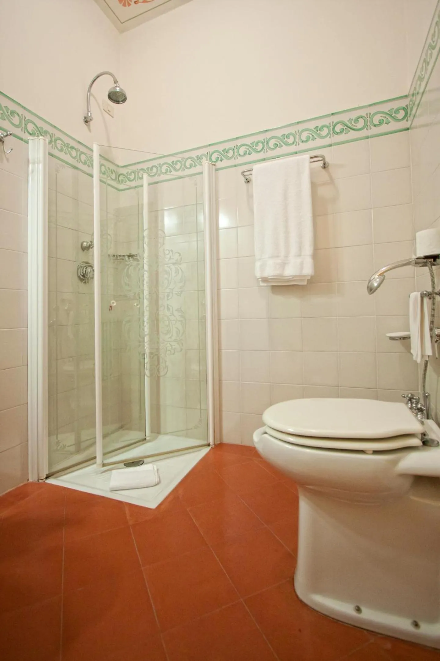 Shower in Hotel Villa Marsili