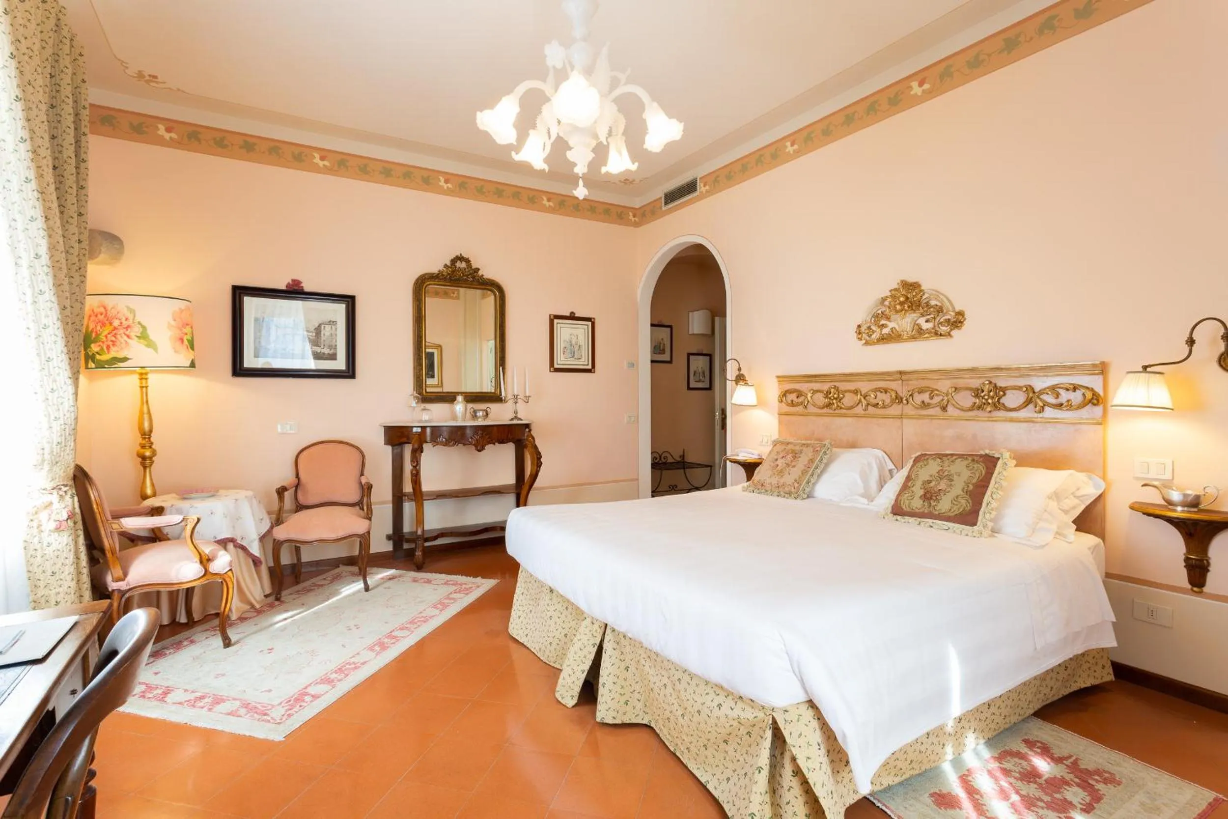 Photo of the whole room, Bed in Hotel Villa Marsili