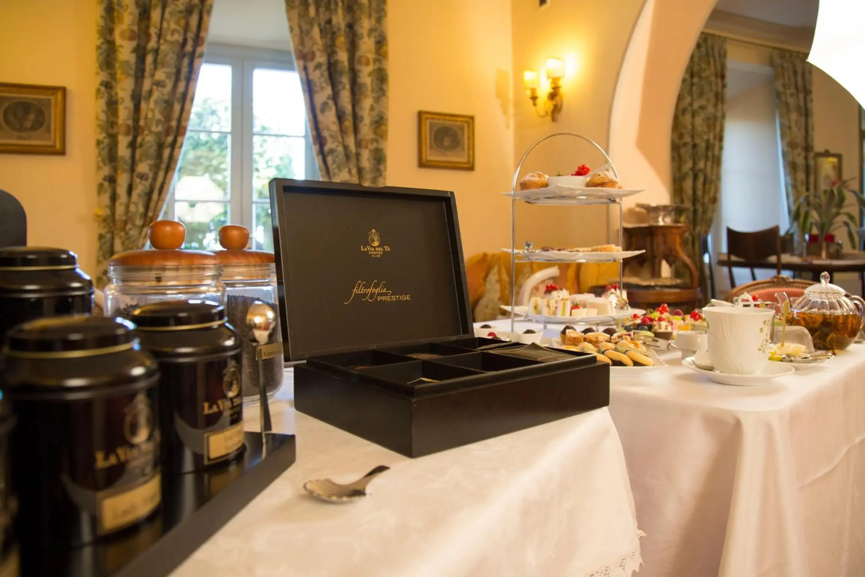 Food and drinks in Hotel Villa Marsili Food and drinks in Hotel Villa Marsili