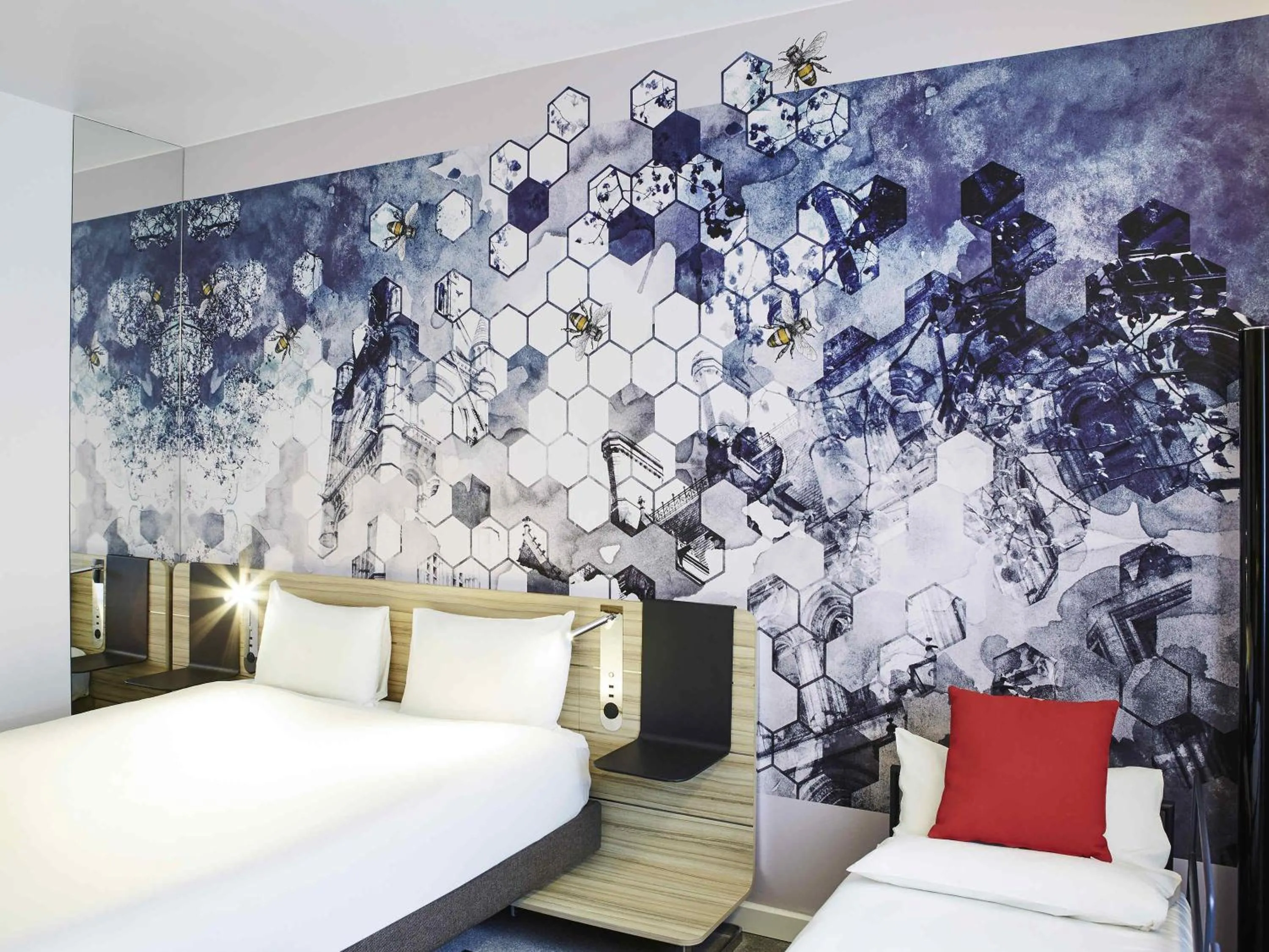 Bedroom in Novotel Manchester Centre