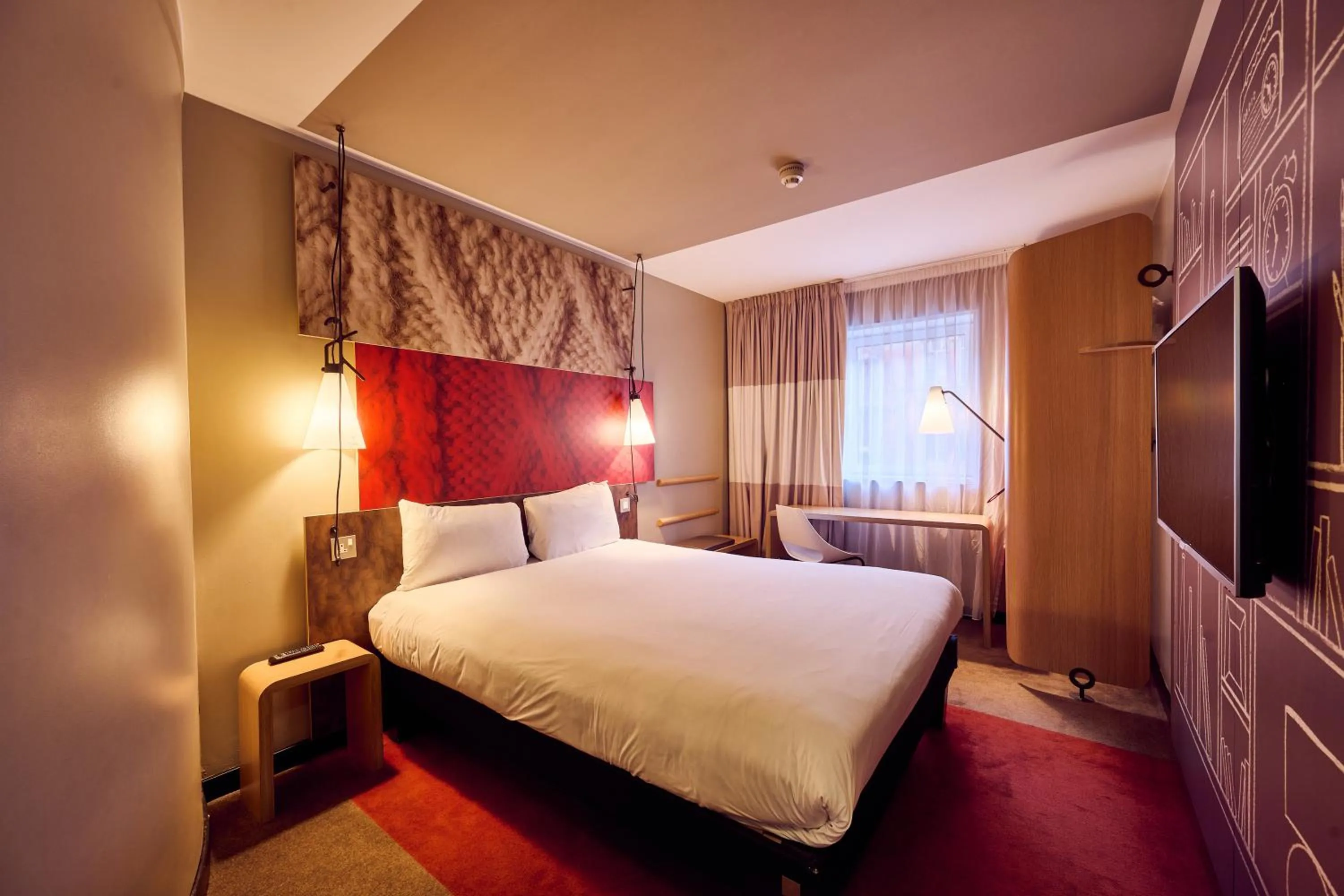 Bedroom, Bed in a&o Manchester City Centre