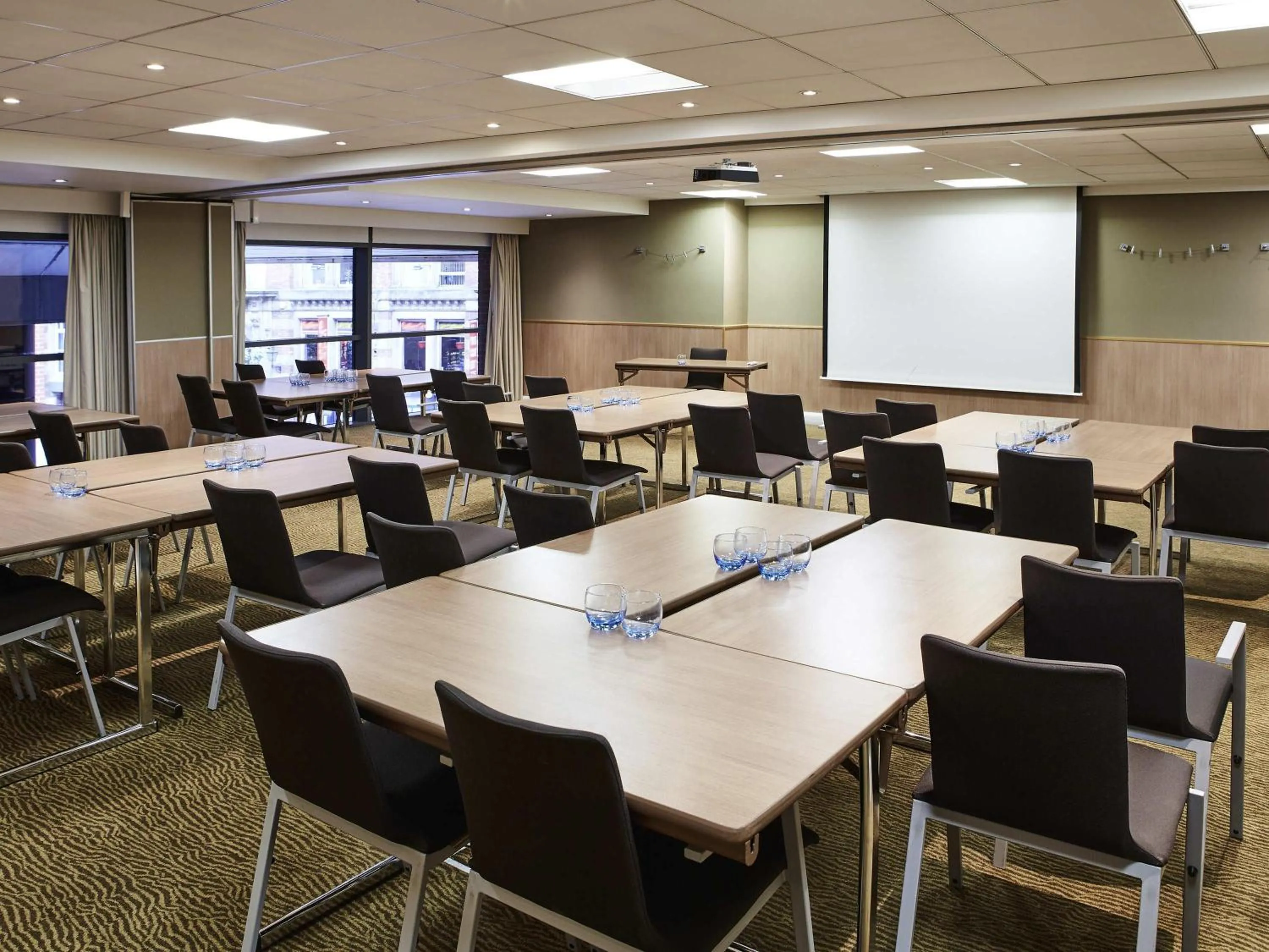 Meeting/conference room in Novotel Manchester Centre