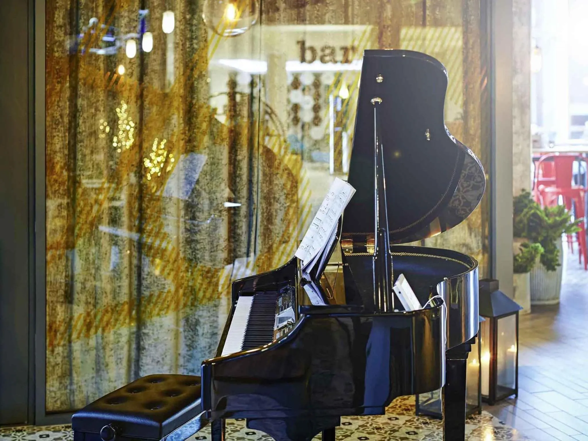 Restaurant/places to eat in Novotel Manchester Centre