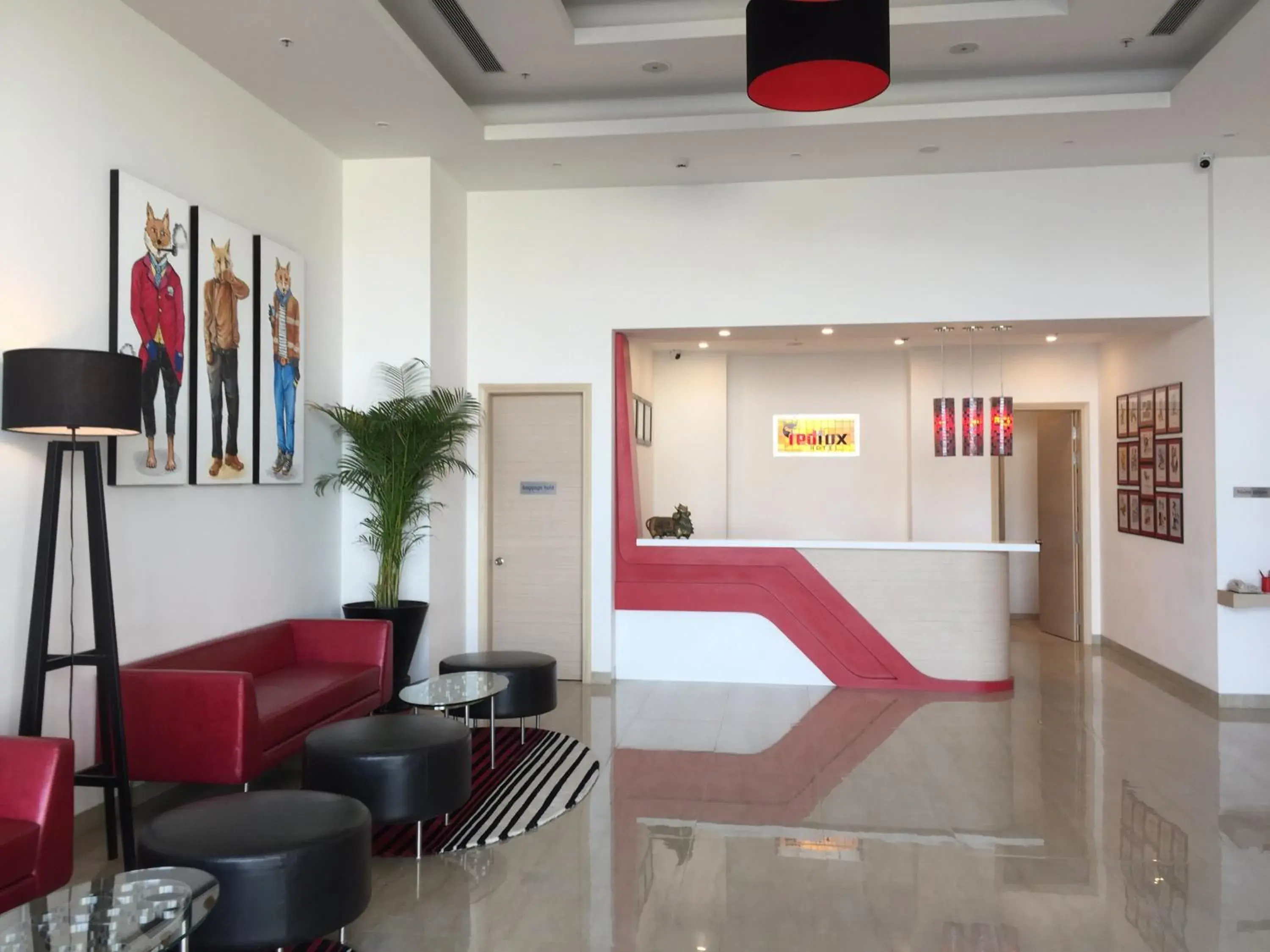 Lobby/Reception in Red Fox Hotel, Sector 60, Gurugram