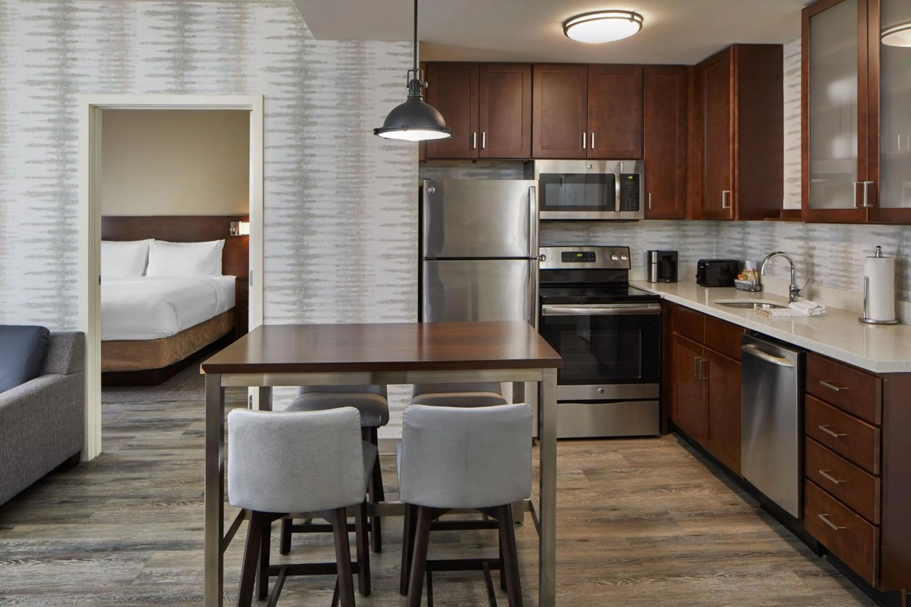 Bedroom, Bed in Residence Inn Atlanta Perimeter Center Dunwoody