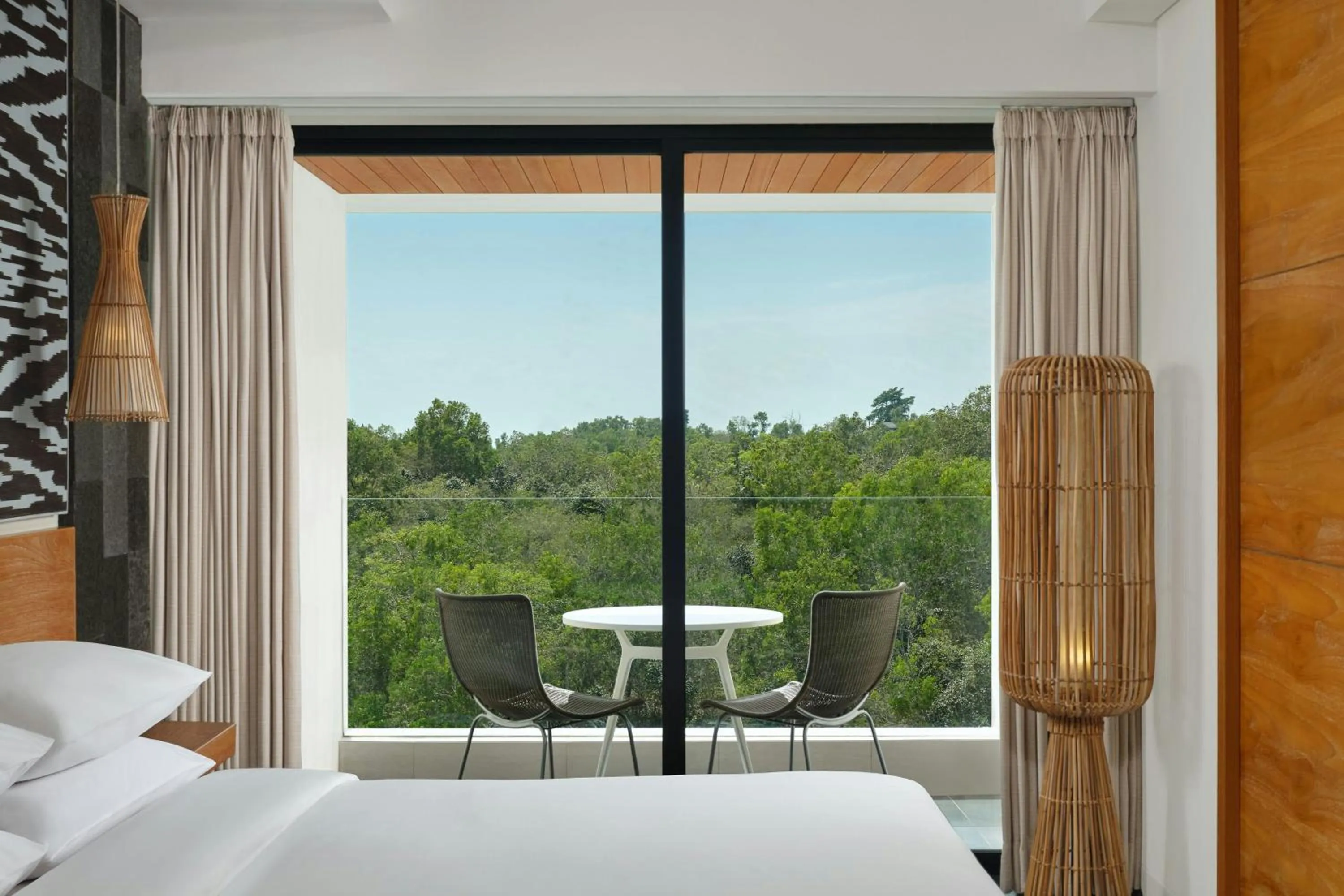 Photo of the whole room, Bed in Renaissance Bali Uluwatu Resort & Spa