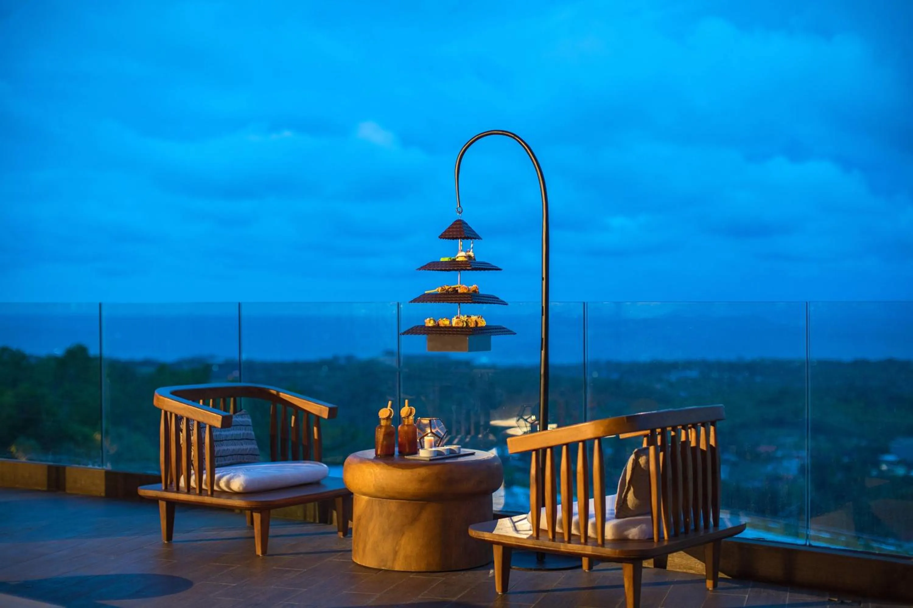 Restaurant/places to eat in Renaissance Bali Uluwatu Resort & Spa