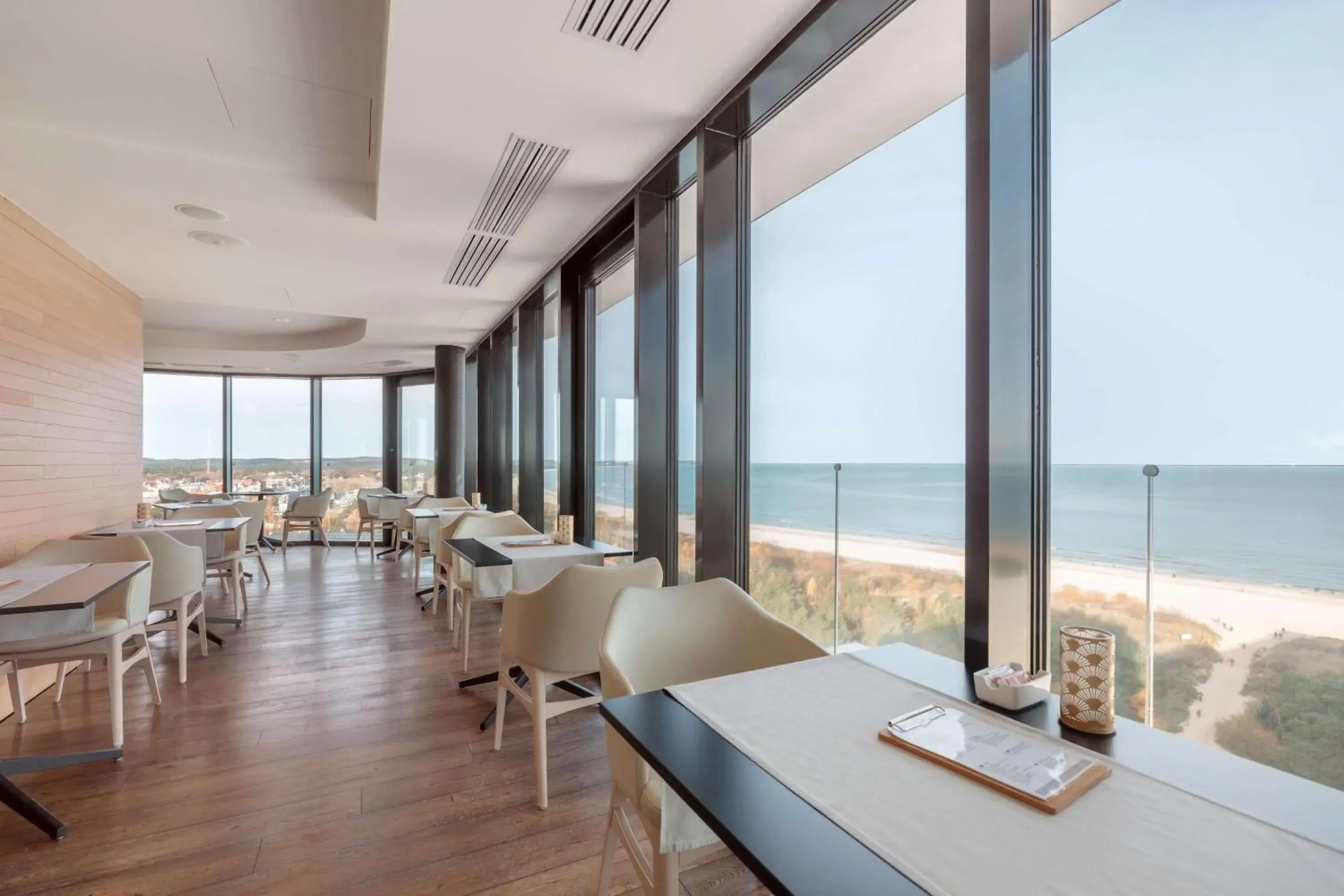 Restaurant/places to eat in Radisson Blu Resort Swinoujscie Restaurant/places to eat in Radisson Blu Resort Swinoujscie