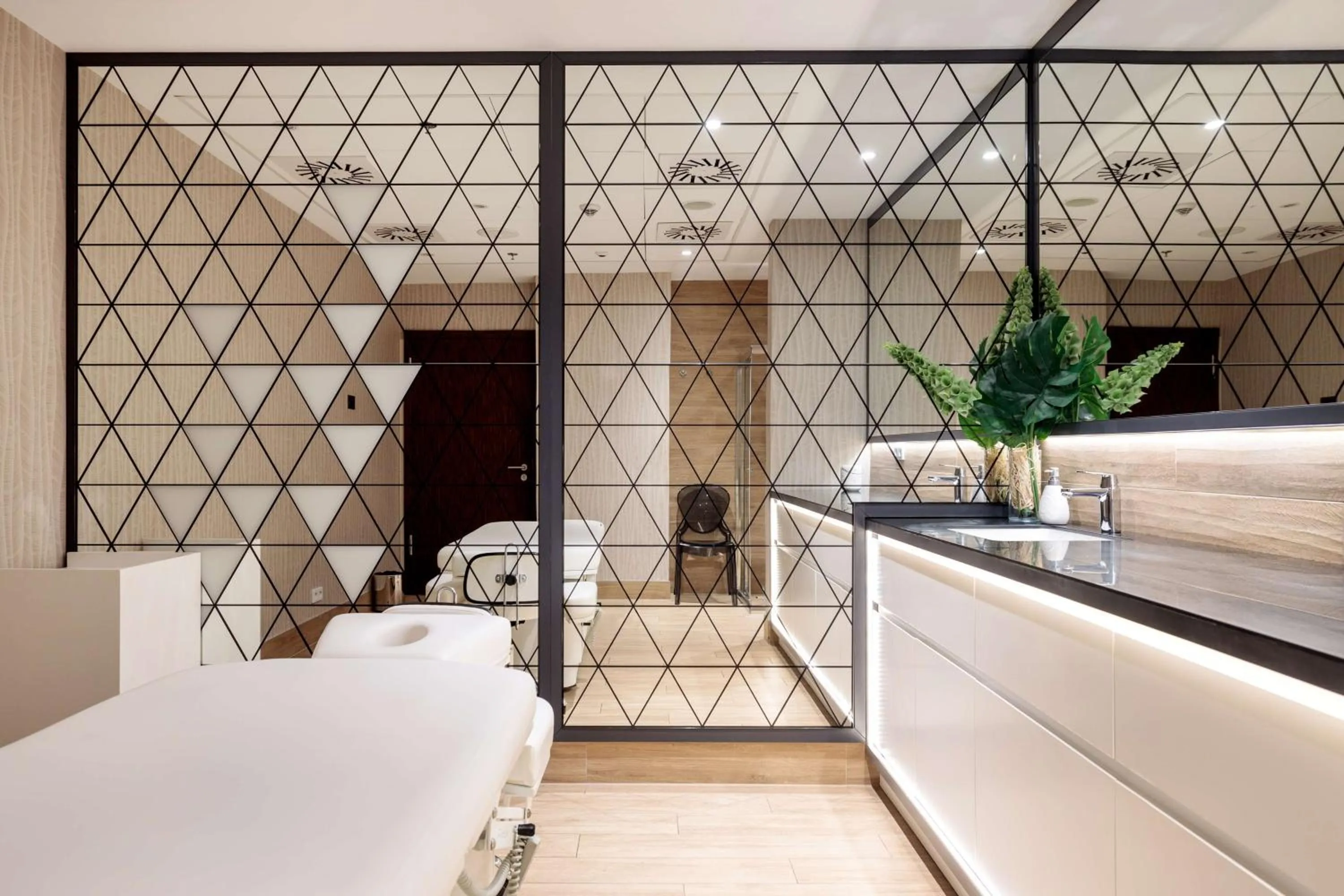 Spa and wellness centre/facilities, Bed in Radisson Blu Resort Swinoujscie