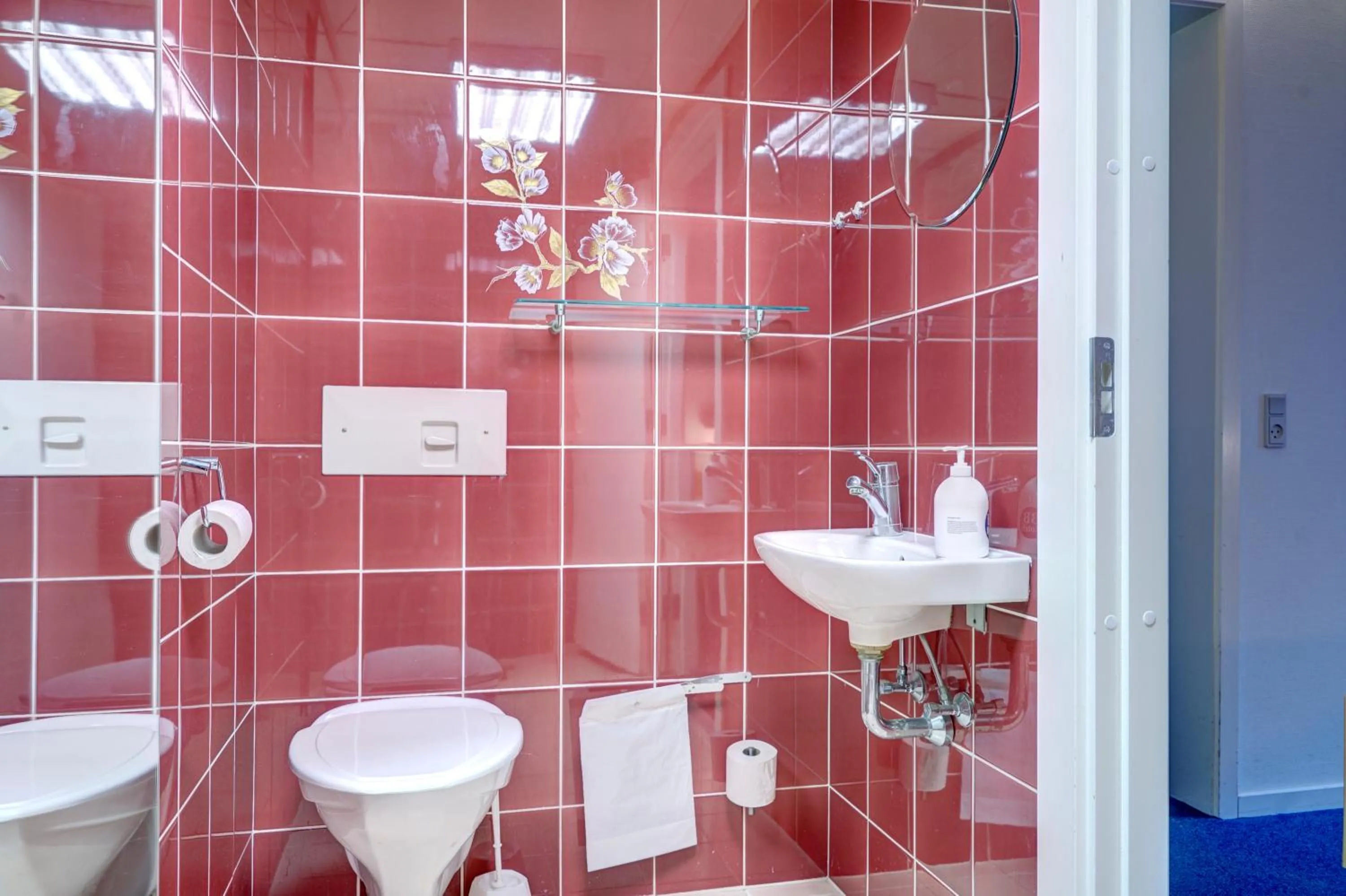 Bathroom in BB-Hotel Frederikshavn Turisthotellet