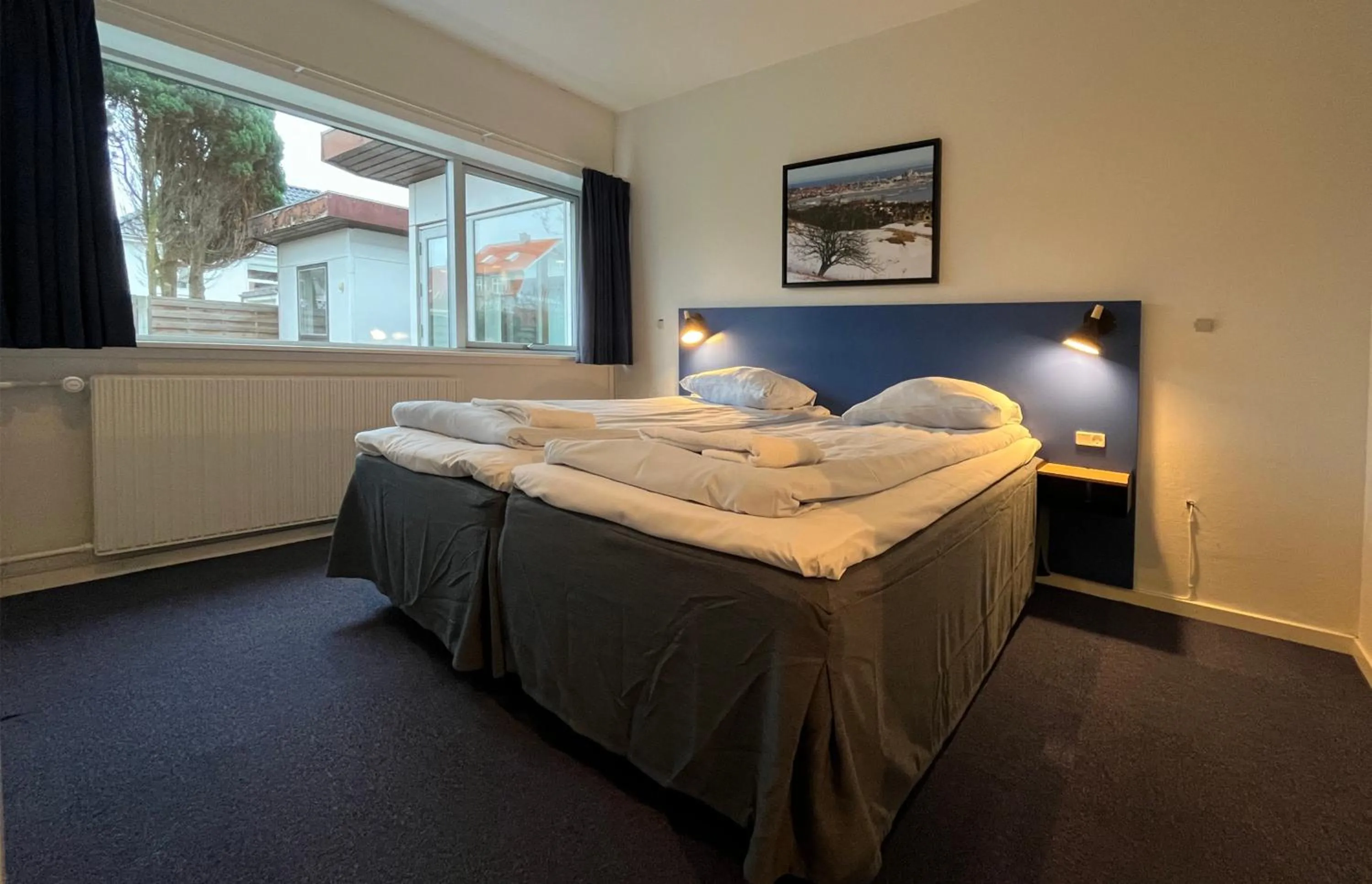 Bathroom, Bed in BB-Hotel Frederikshavn Turisthotellet