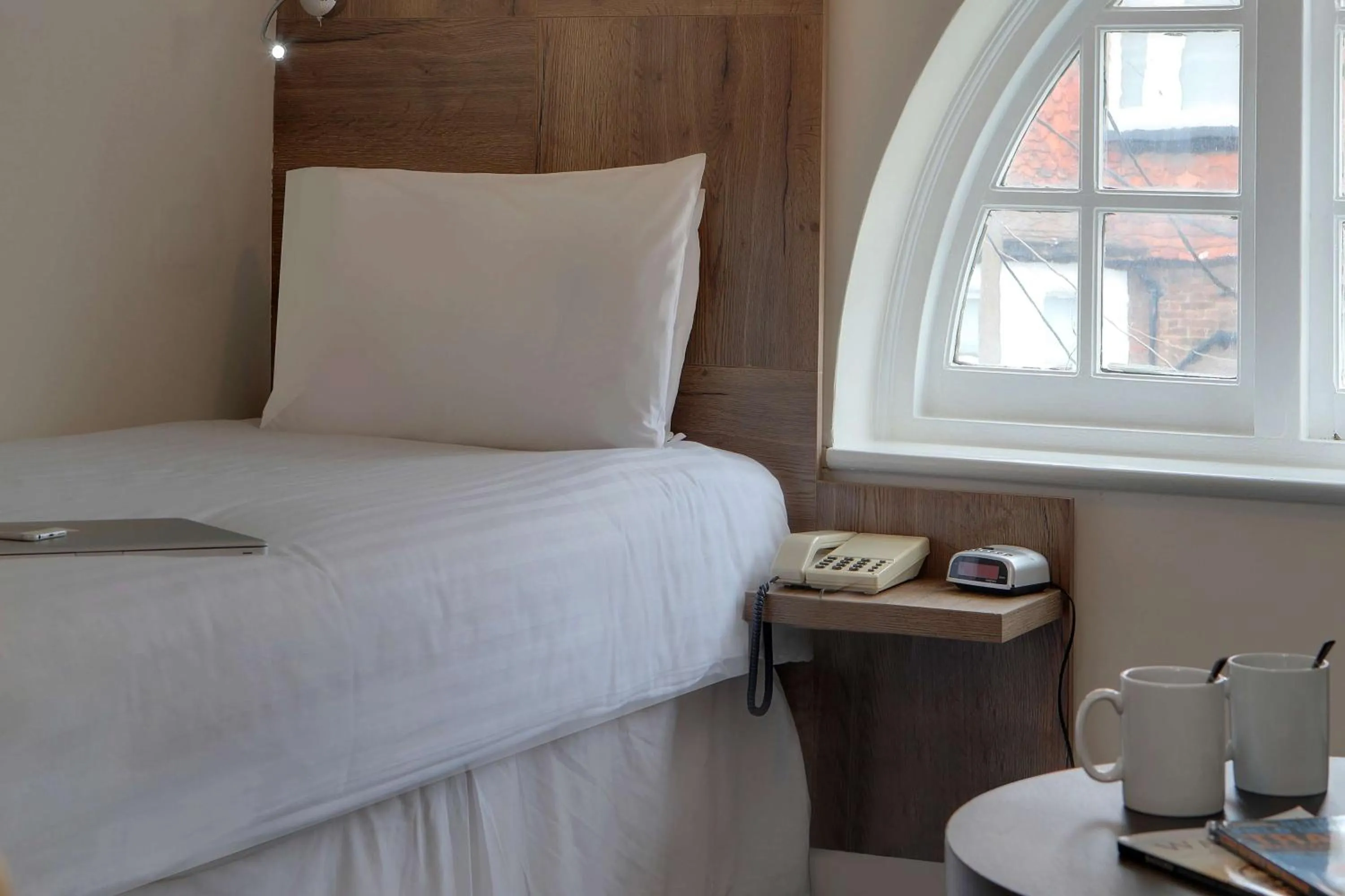 Photo of the whole room, Bed in Best Western White House Hotel