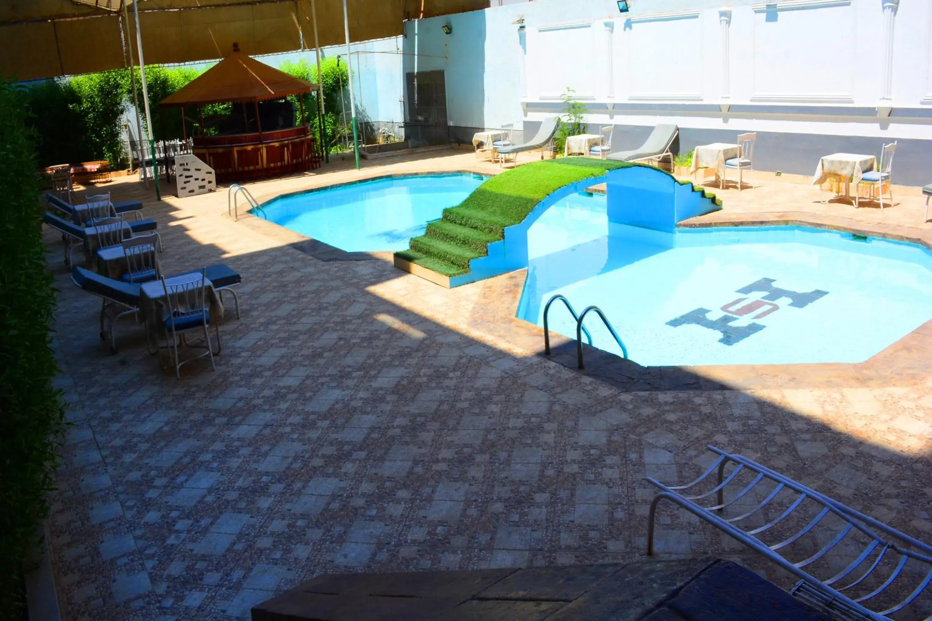 Swimming pool in Shady Hotel Luxor Swimming pool in Shady Hotel Luxor