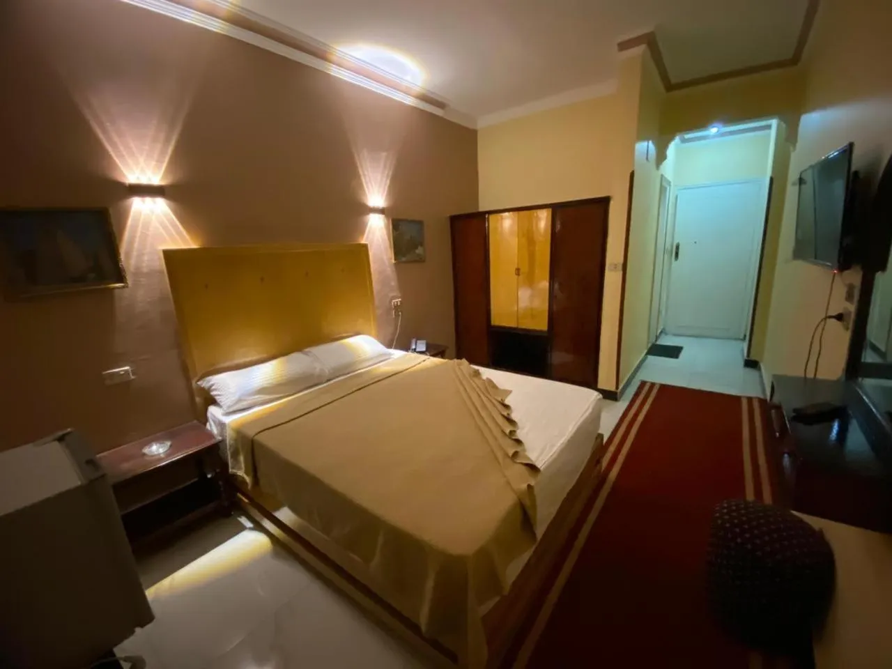 Bed in Shady Hotel Luxor