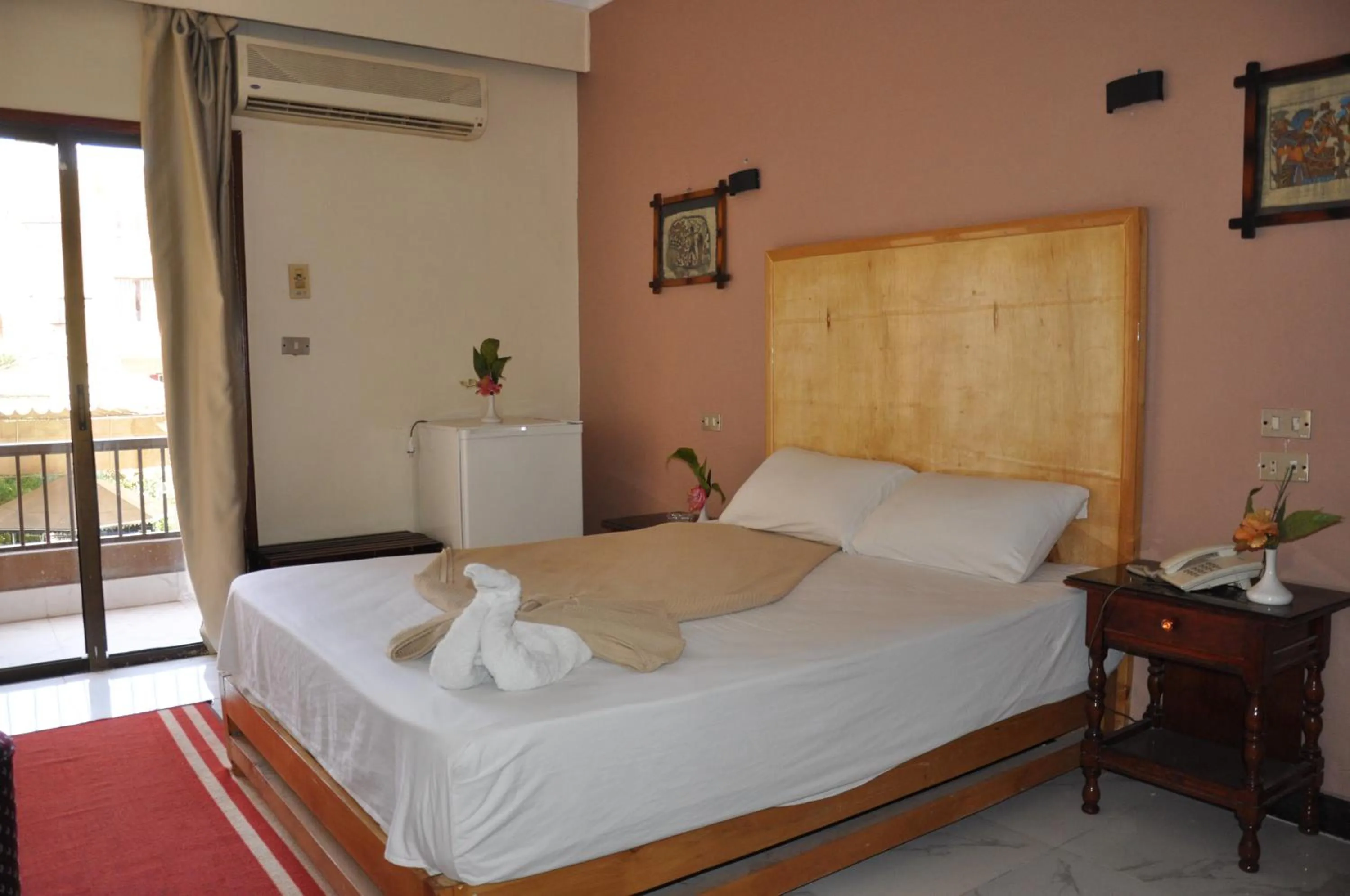 Bed in Shady Hotel Luxor