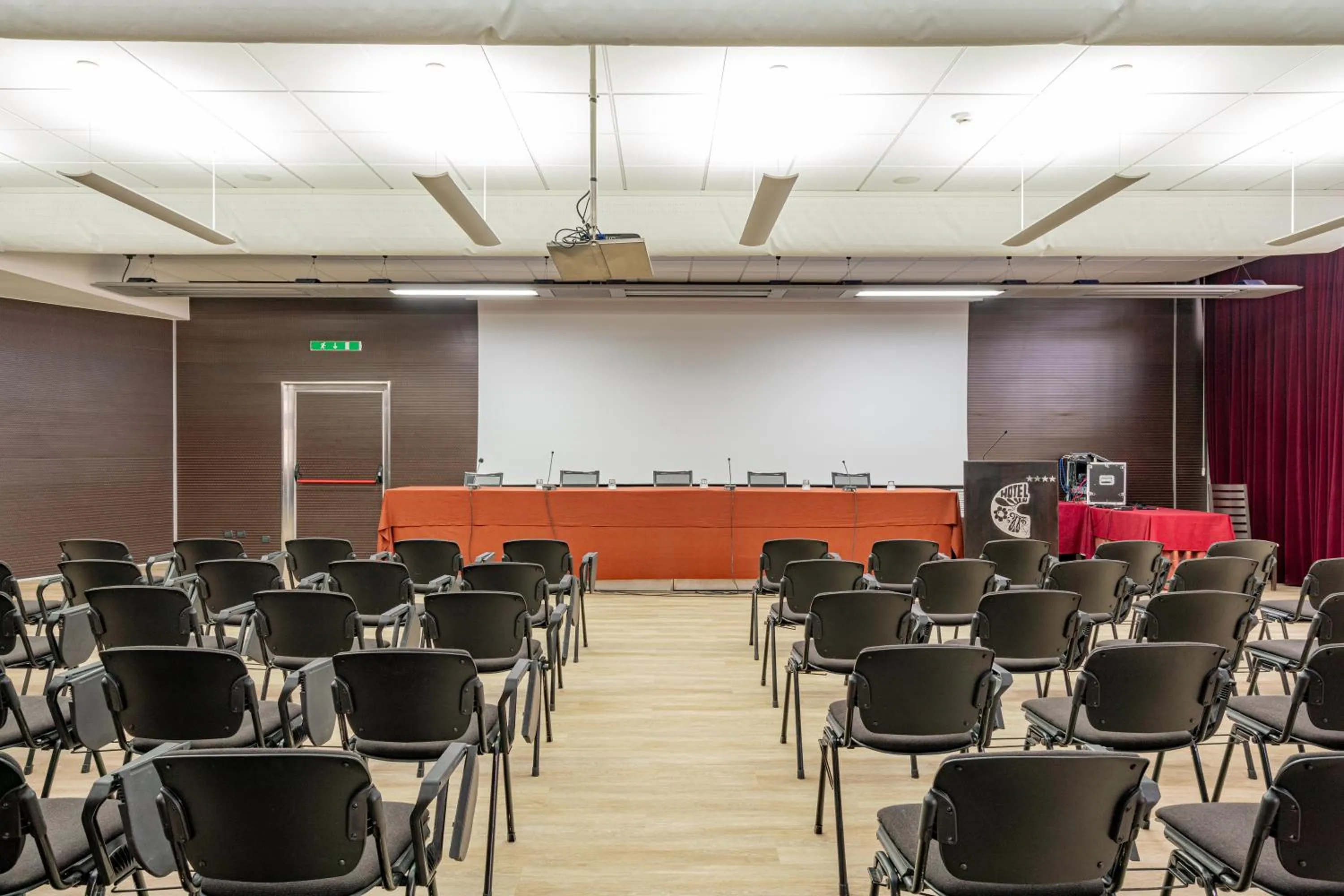 Meeting/conference room in Hotel Calabona