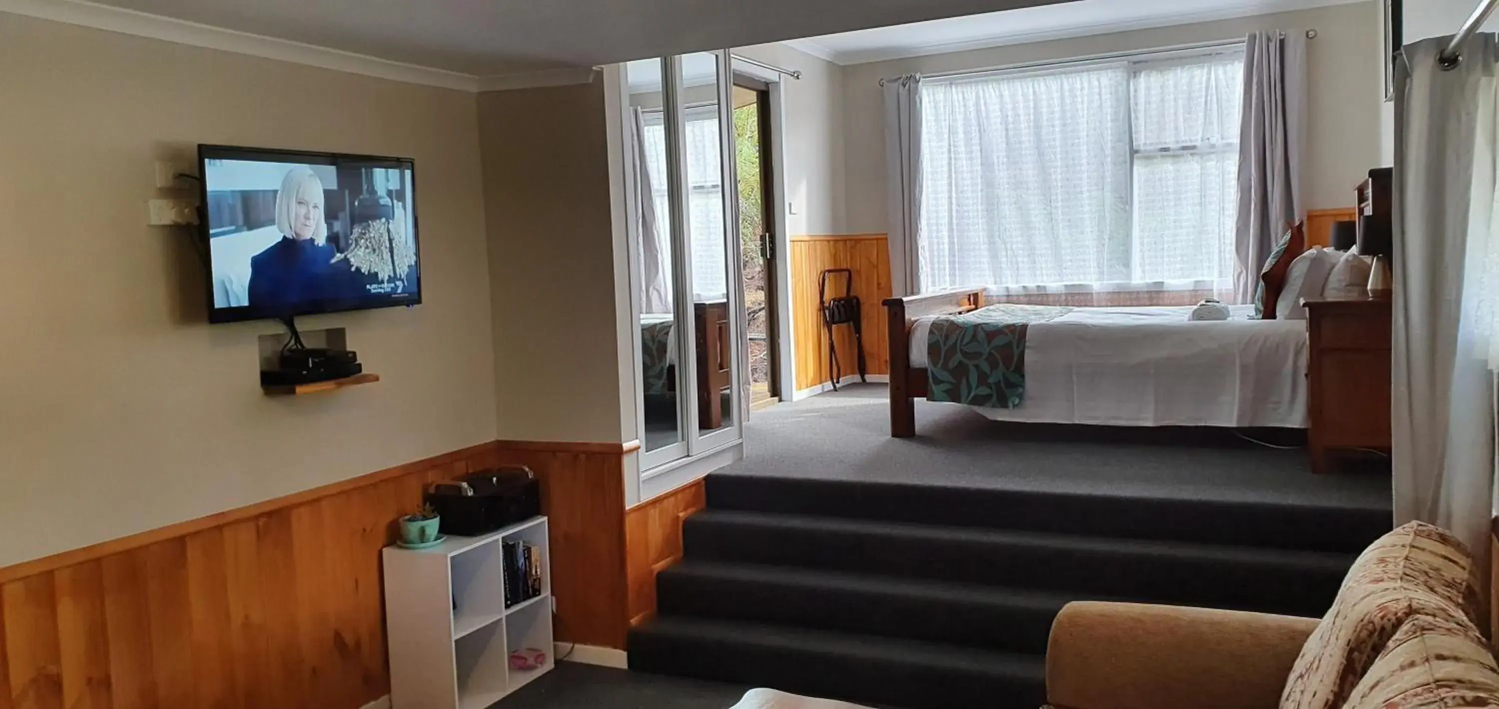 Bedroom, Bed in Cradle Alpine Retreat Bedroom, Bed in Cradle Alpine Retreat