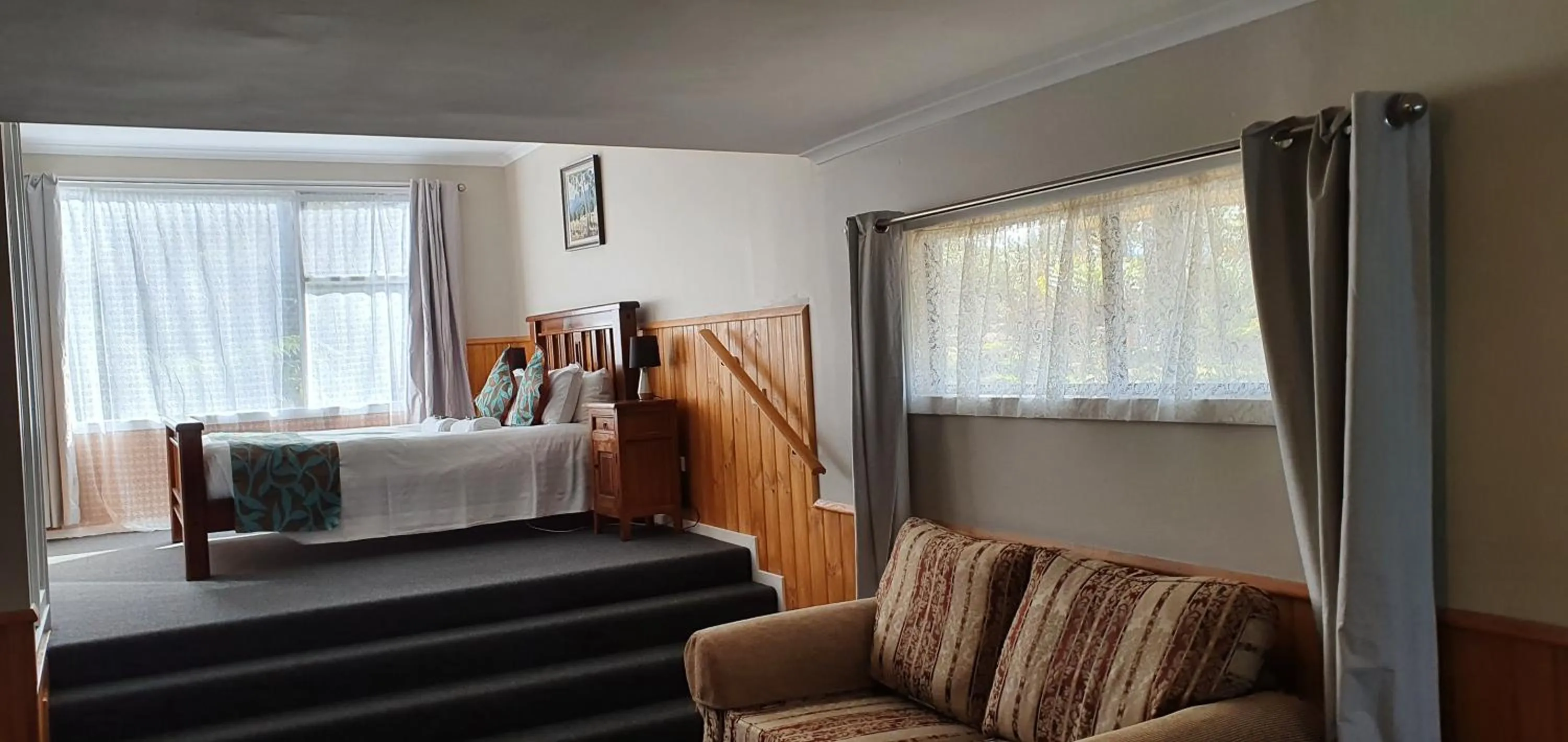 Bedroom, Bed in Cradle Alpine Retreat