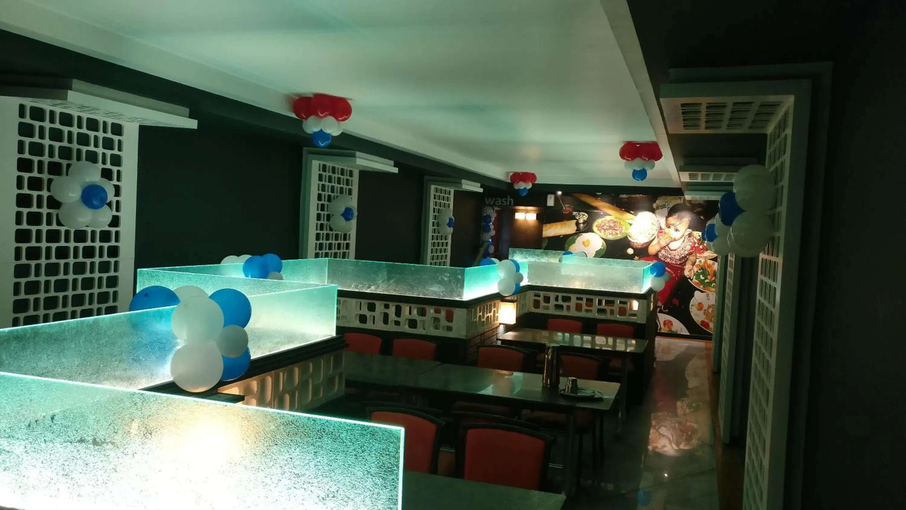 Restaurant/places to eat in Hotel Temple City Restaurant/places to eat in Hotel Temple City