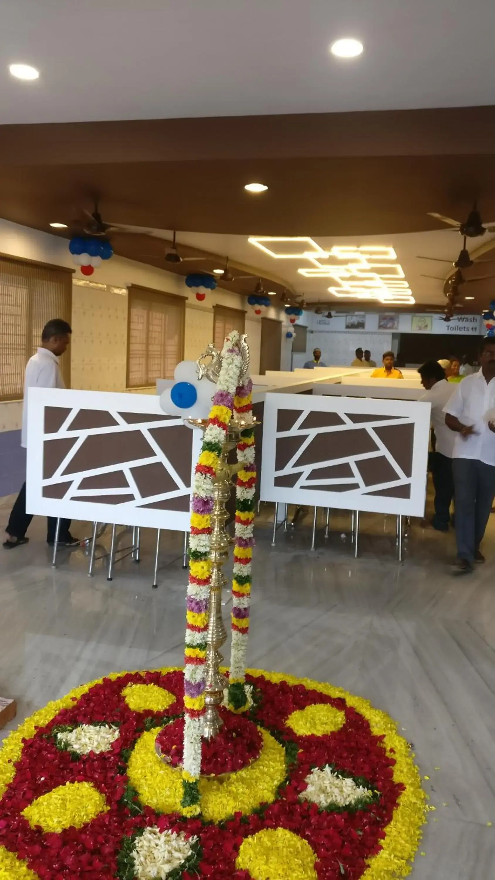 Restaurant/places to eat in Hotel Temple City Restaurant/places to eat in Hotel Temple City