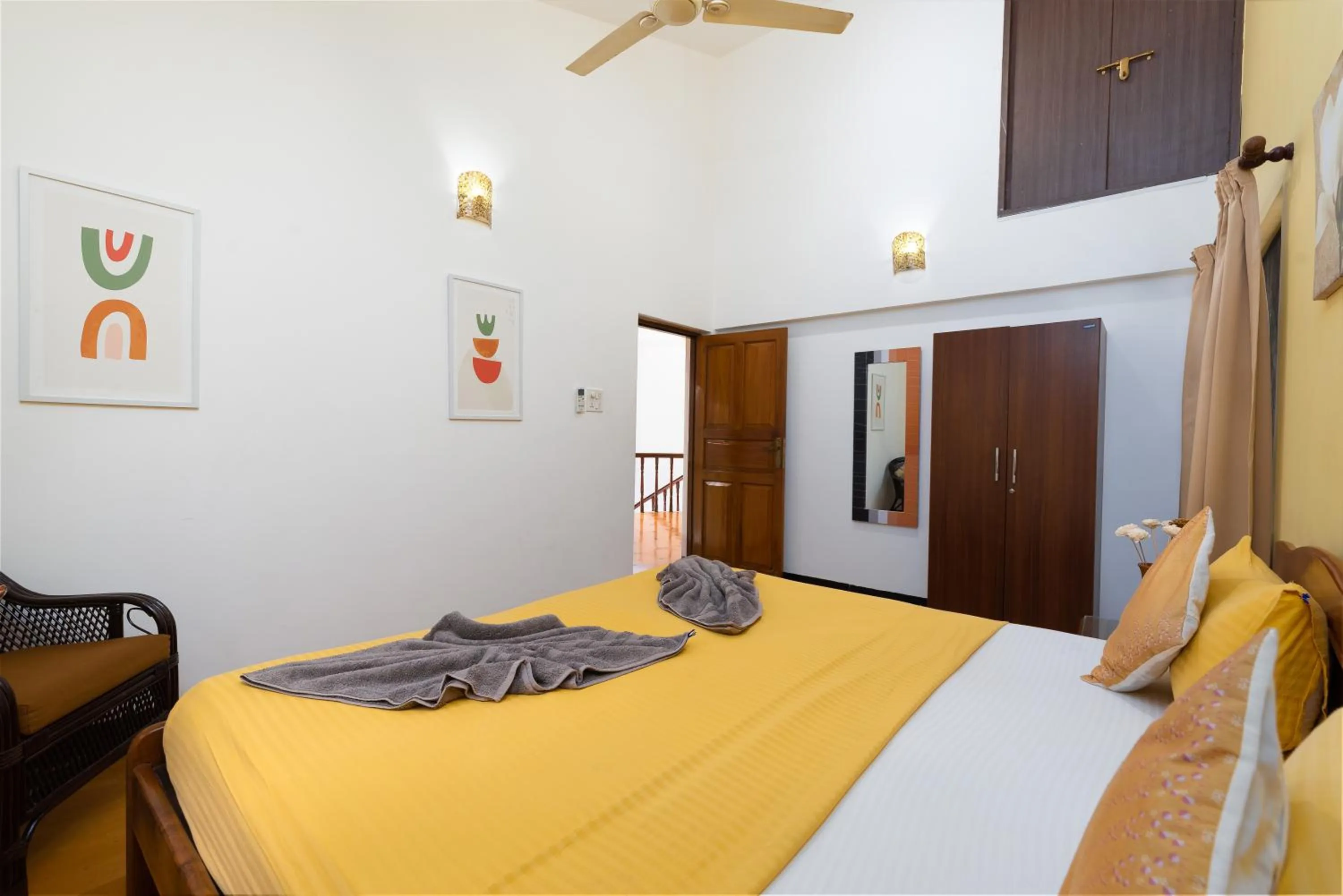 Bedroom, Bed in Villa Calangute Phase 4