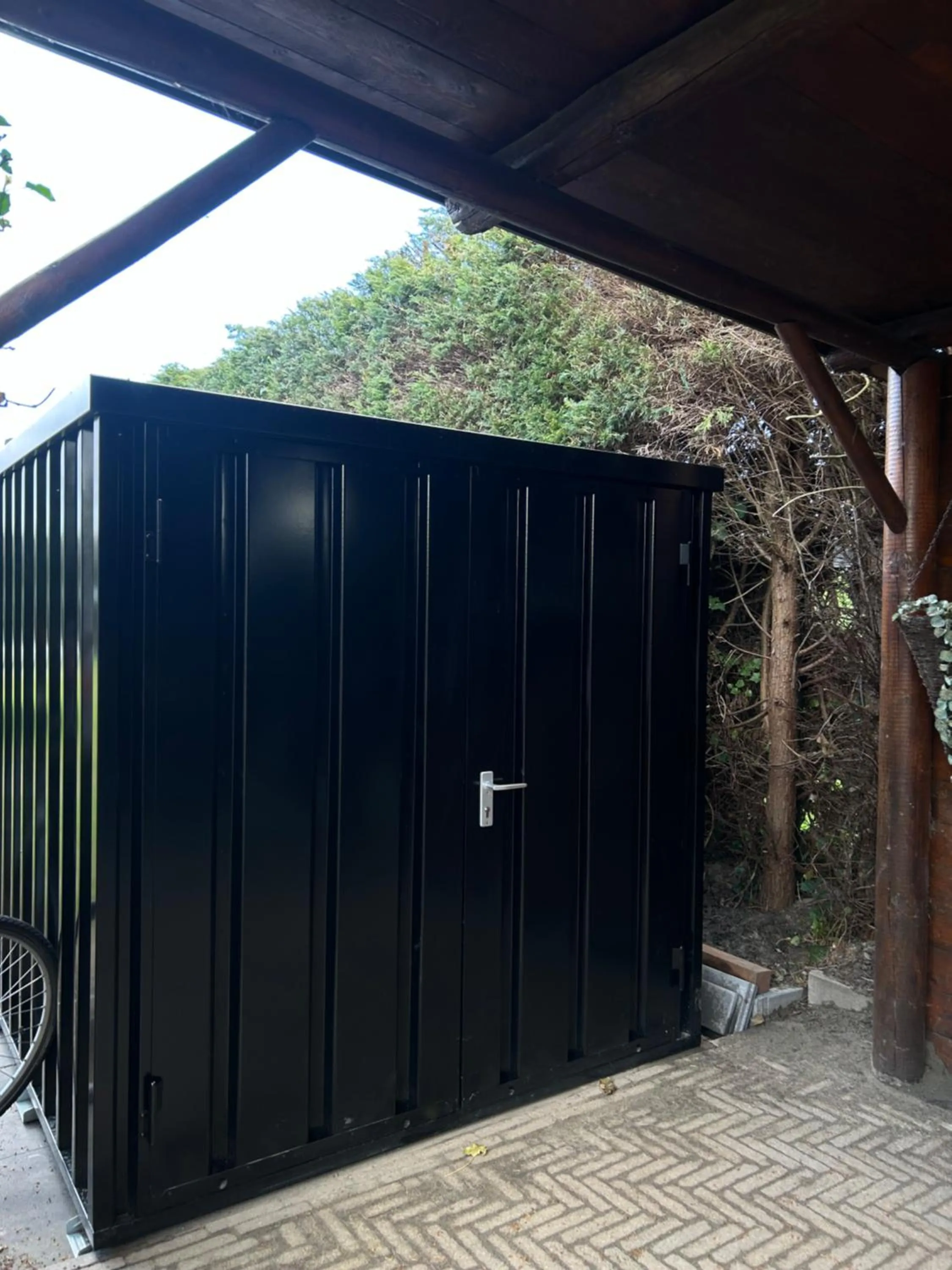 Cycling in Oostmolenhoeve B&B