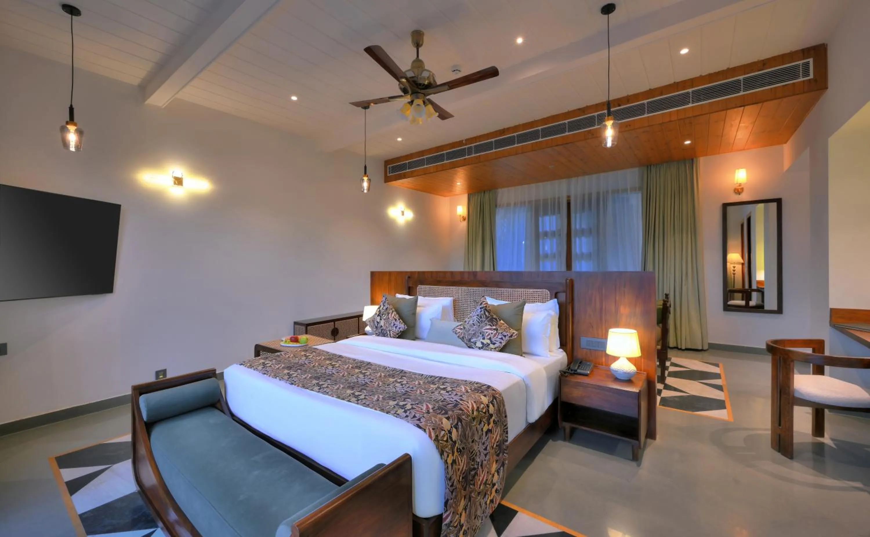 TV and multimedia, Bed in Ranthambore Bagh Palace