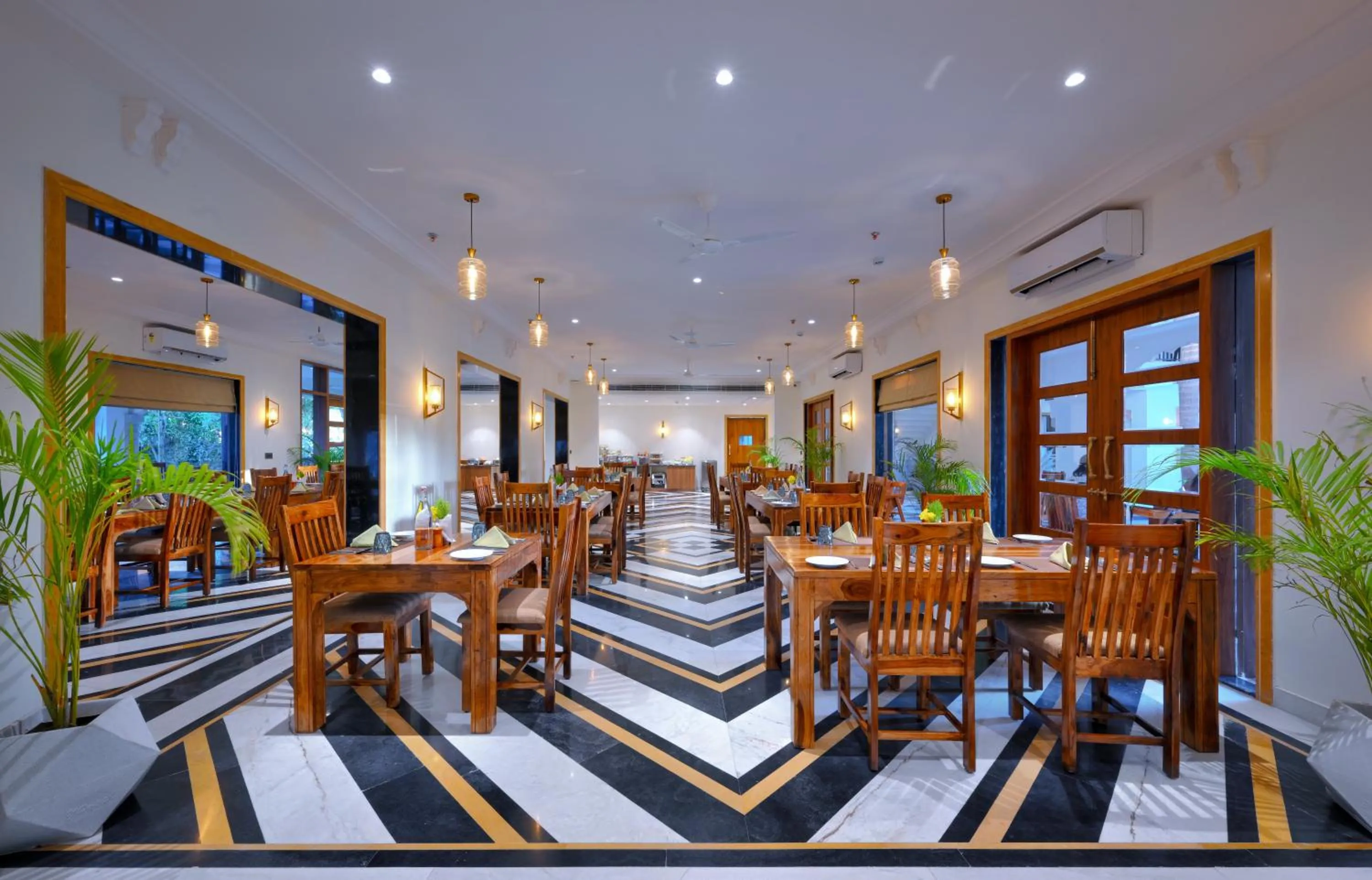 Restaurant/places to eat in Ranthambore Bagh Palace