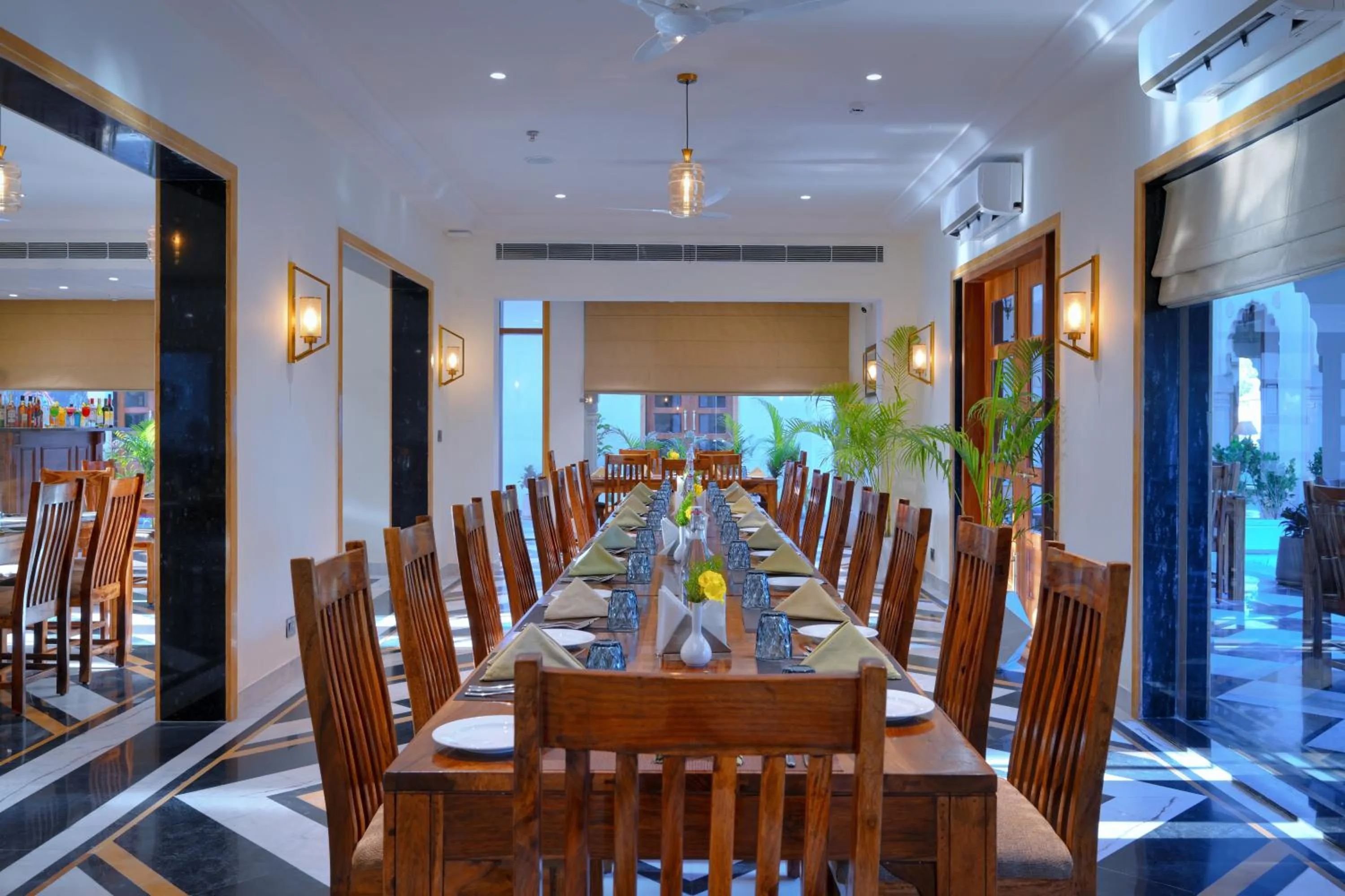 Restaurant/places to eat in Ranthambore Bagh Palace